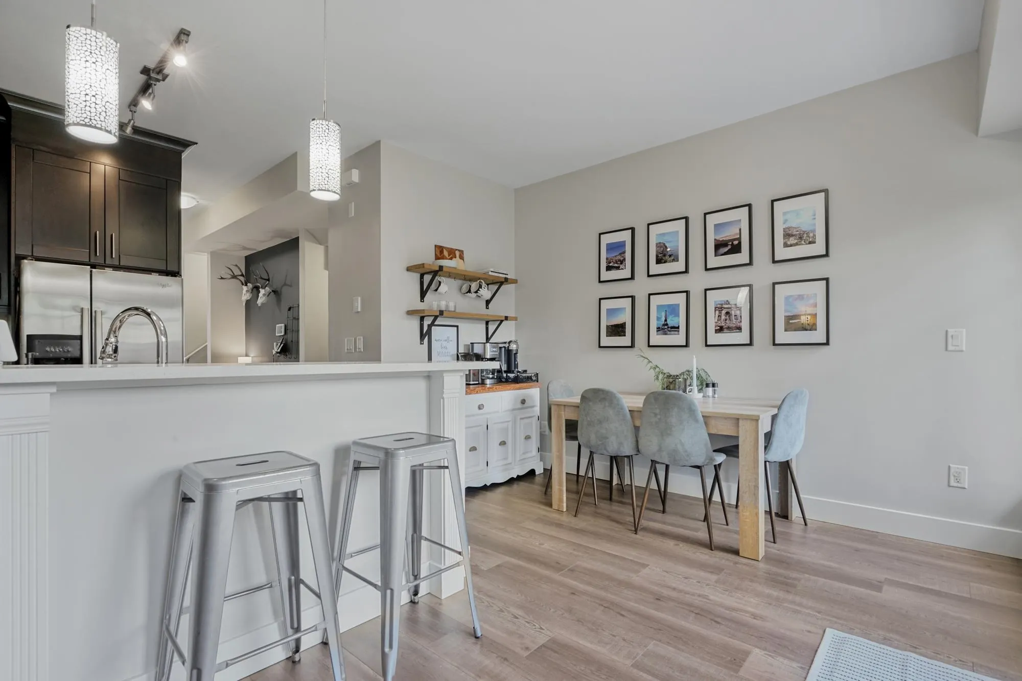 16 2950 Lefeuvre Road