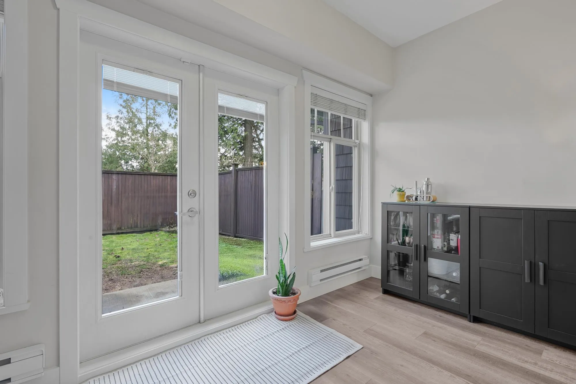 16 2950 Lefeuvre Road