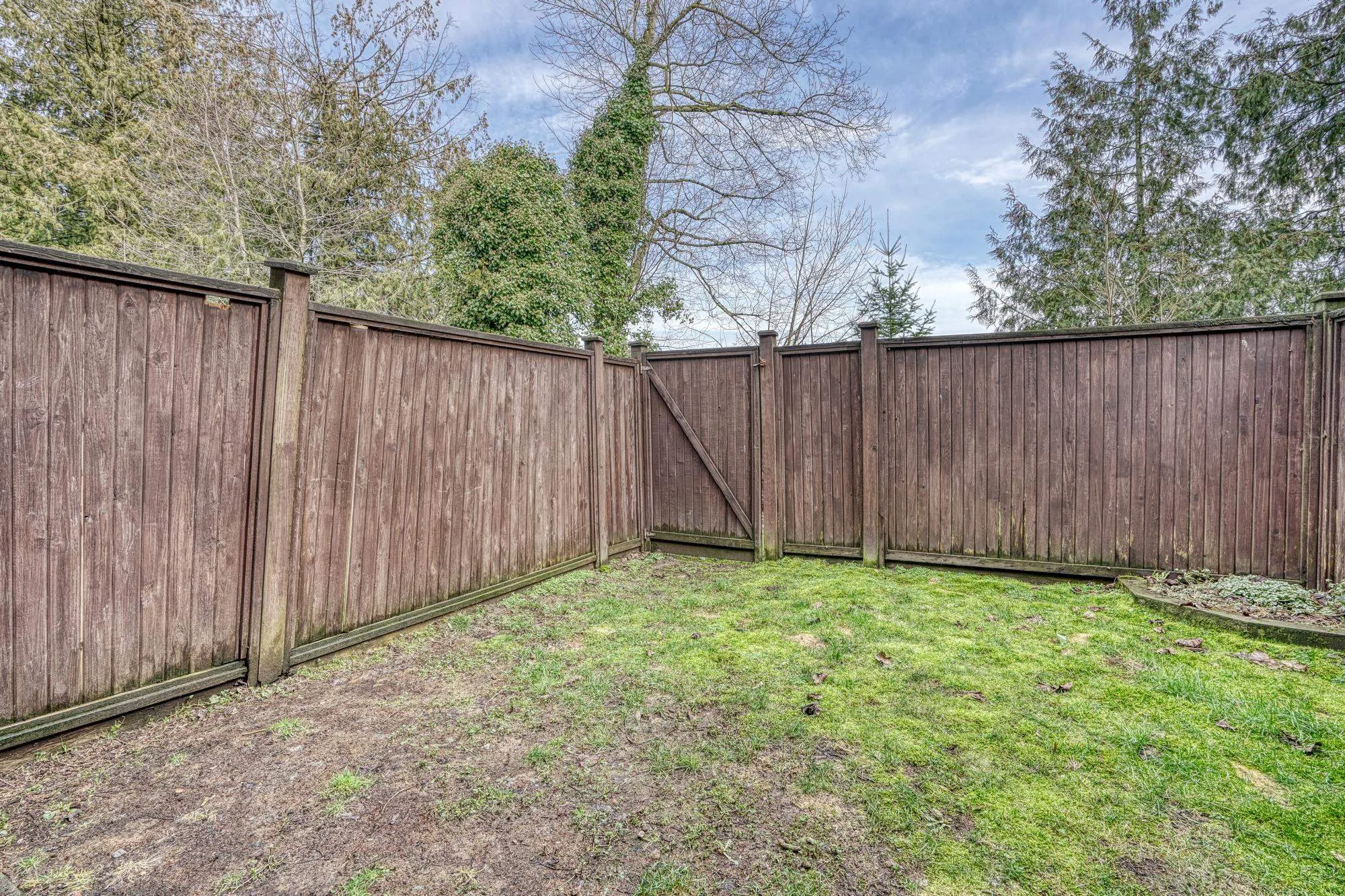 16 2950 Lefeuvre Road