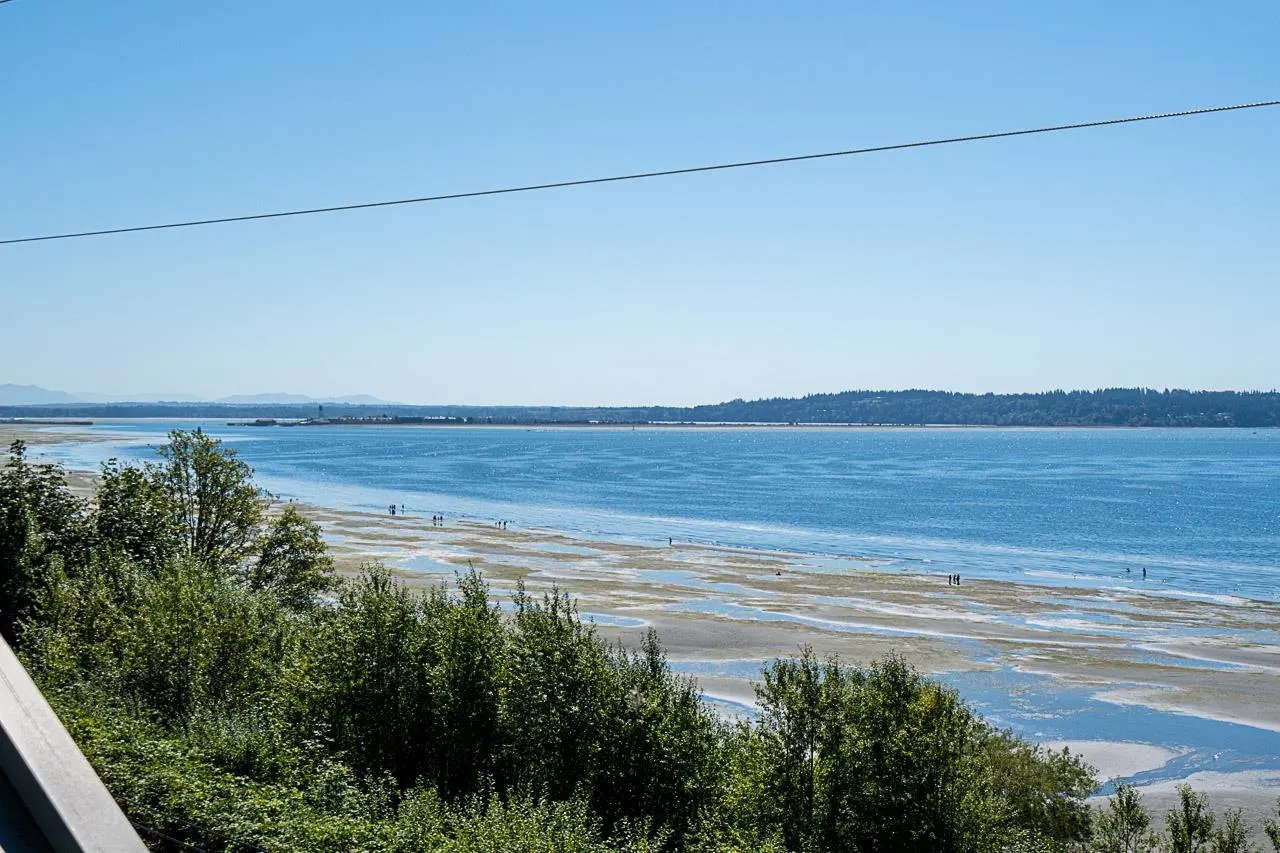303 15165 Marine Drive