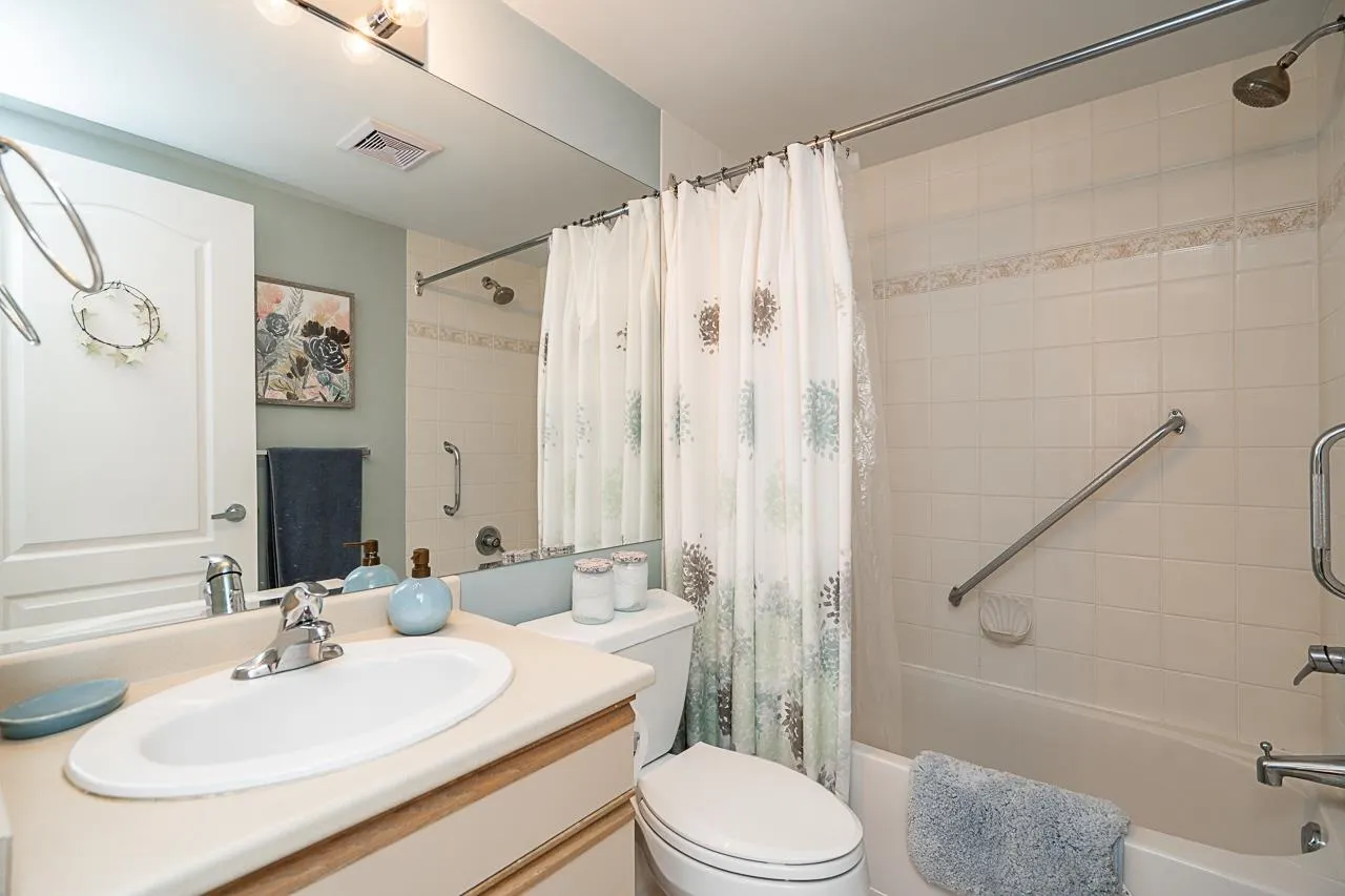 303 15165 Marine Drive
