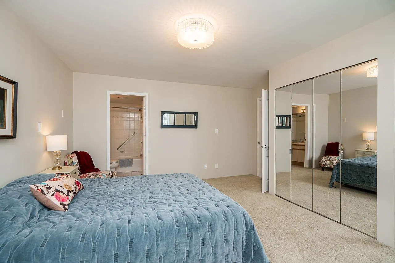 303 15165 Marine Drive