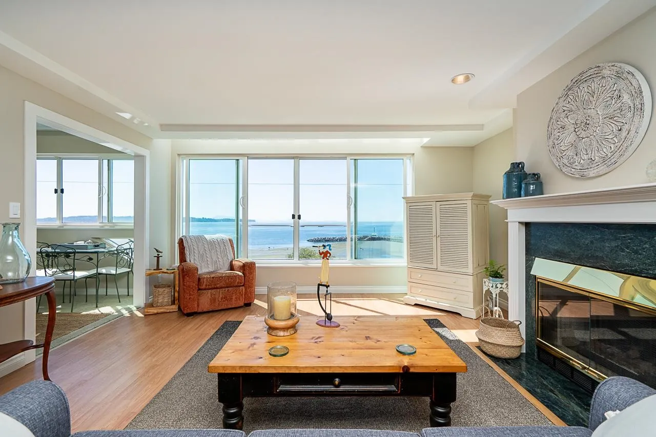 303 15165 Marine Drive