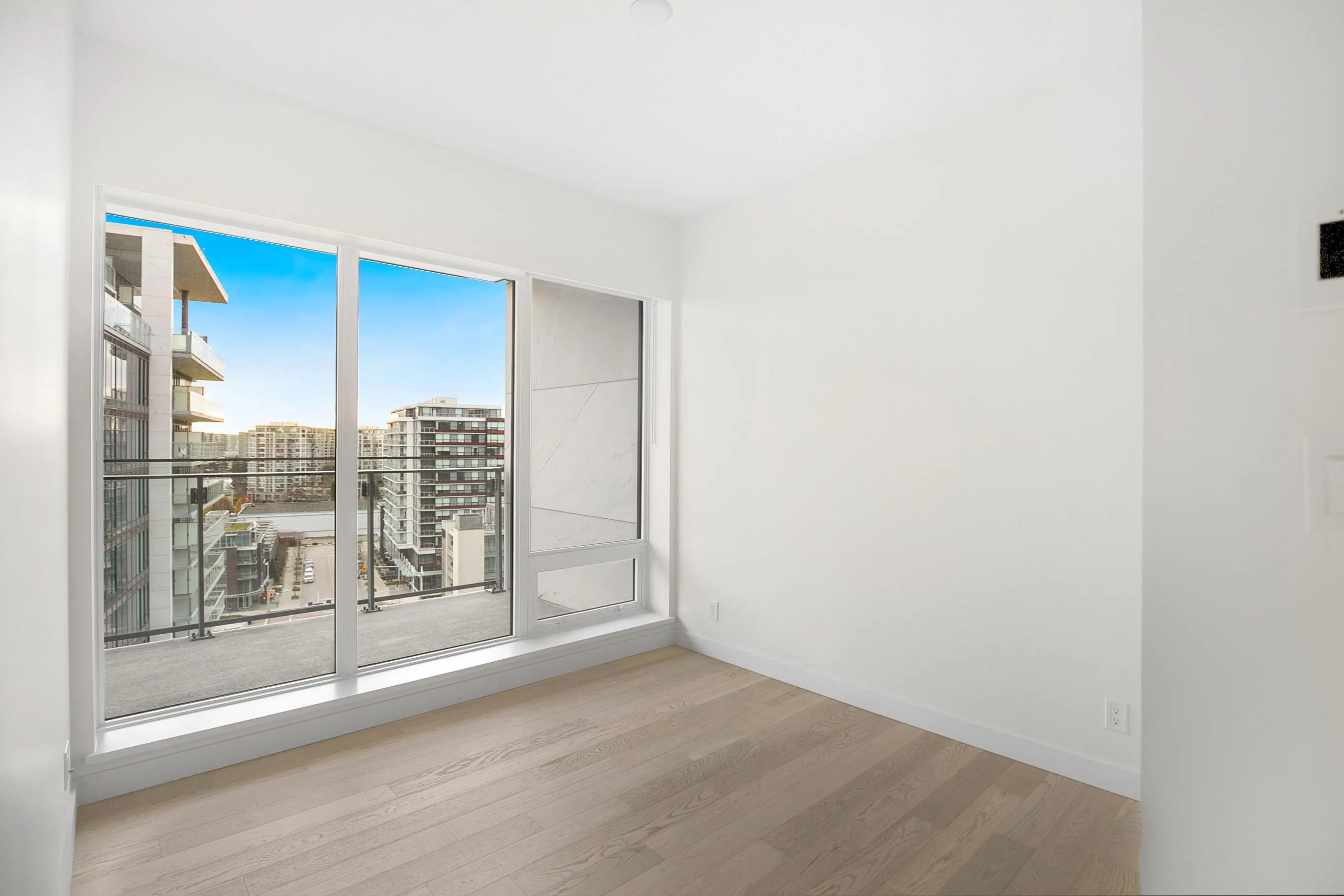 10xx 6811 Pearson Way