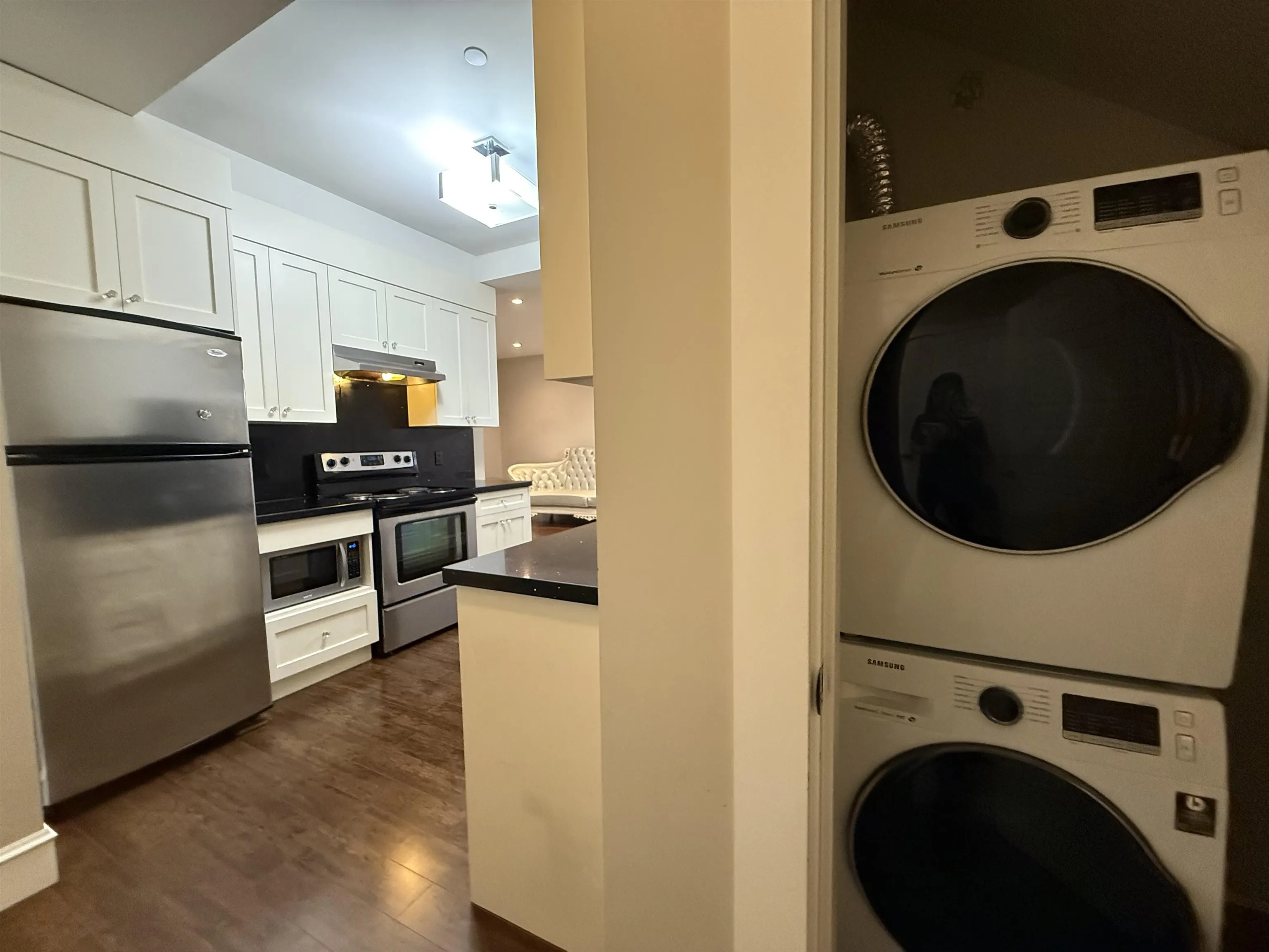 Basement Suite 1498 Palmerston Avenue
