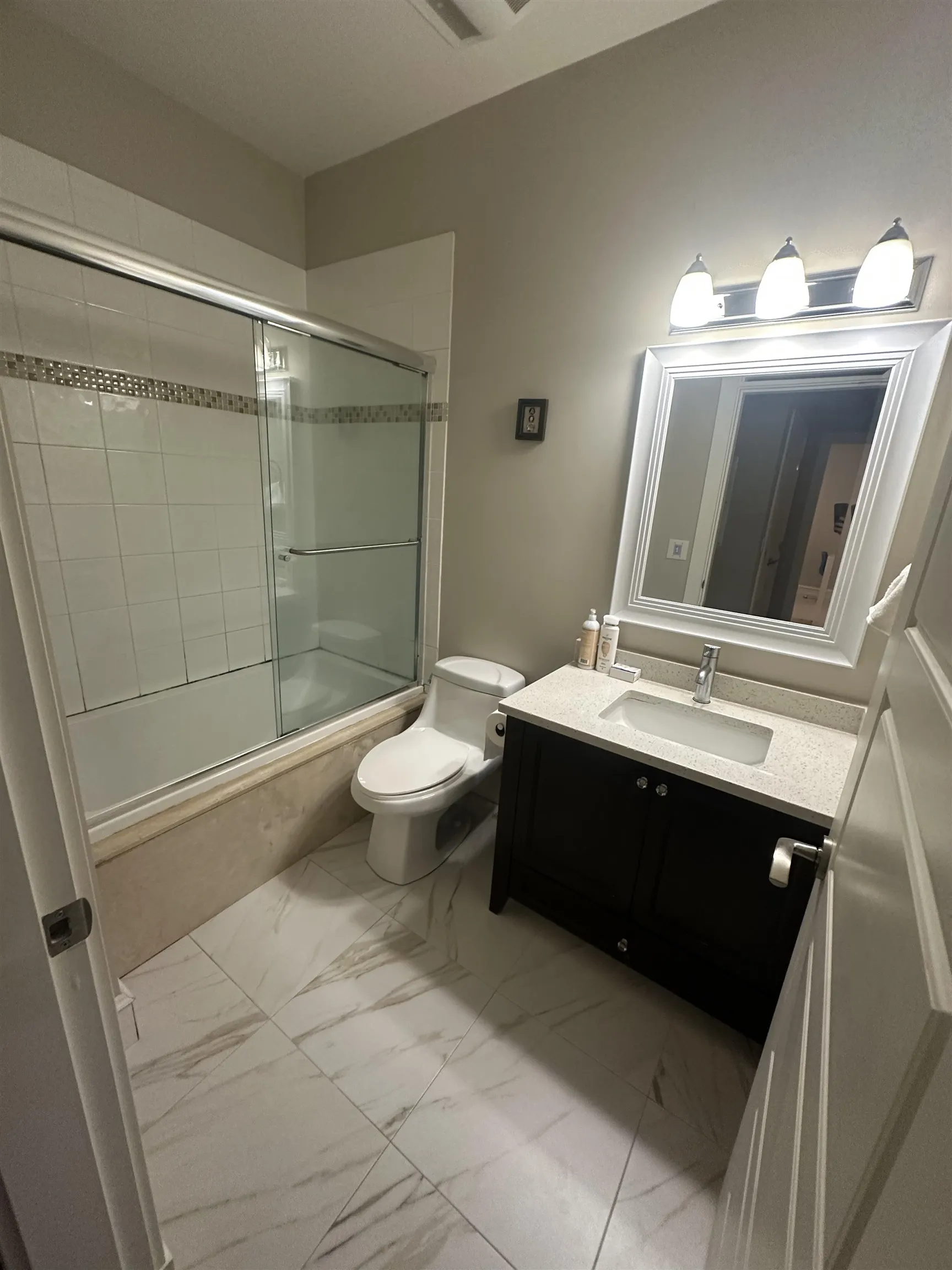 Basement Suite 1498 Palmerston Avenue