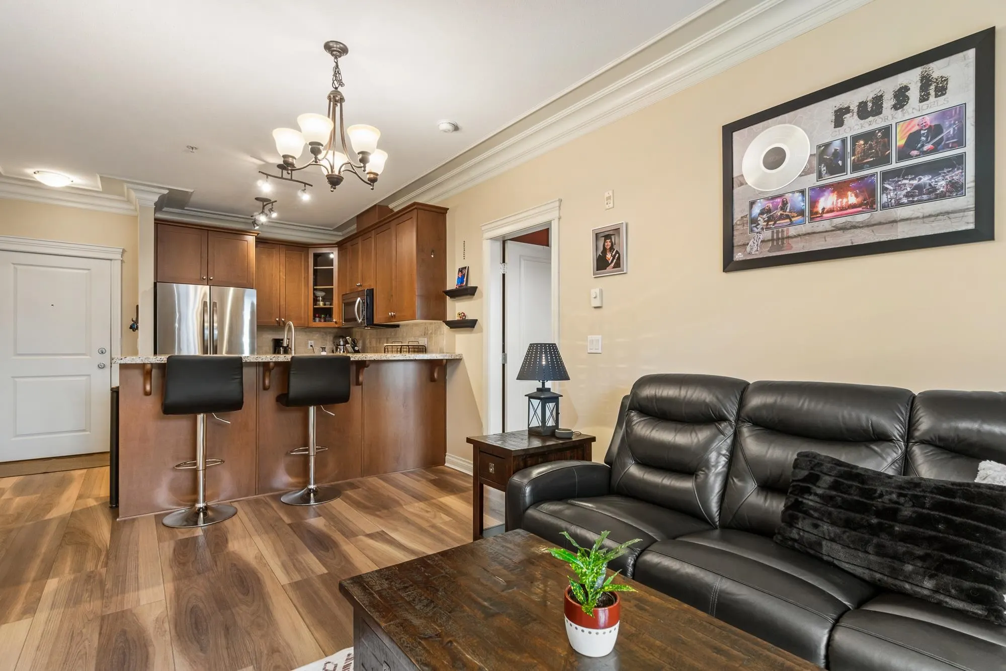 222 32729 Garibaldi Drive
