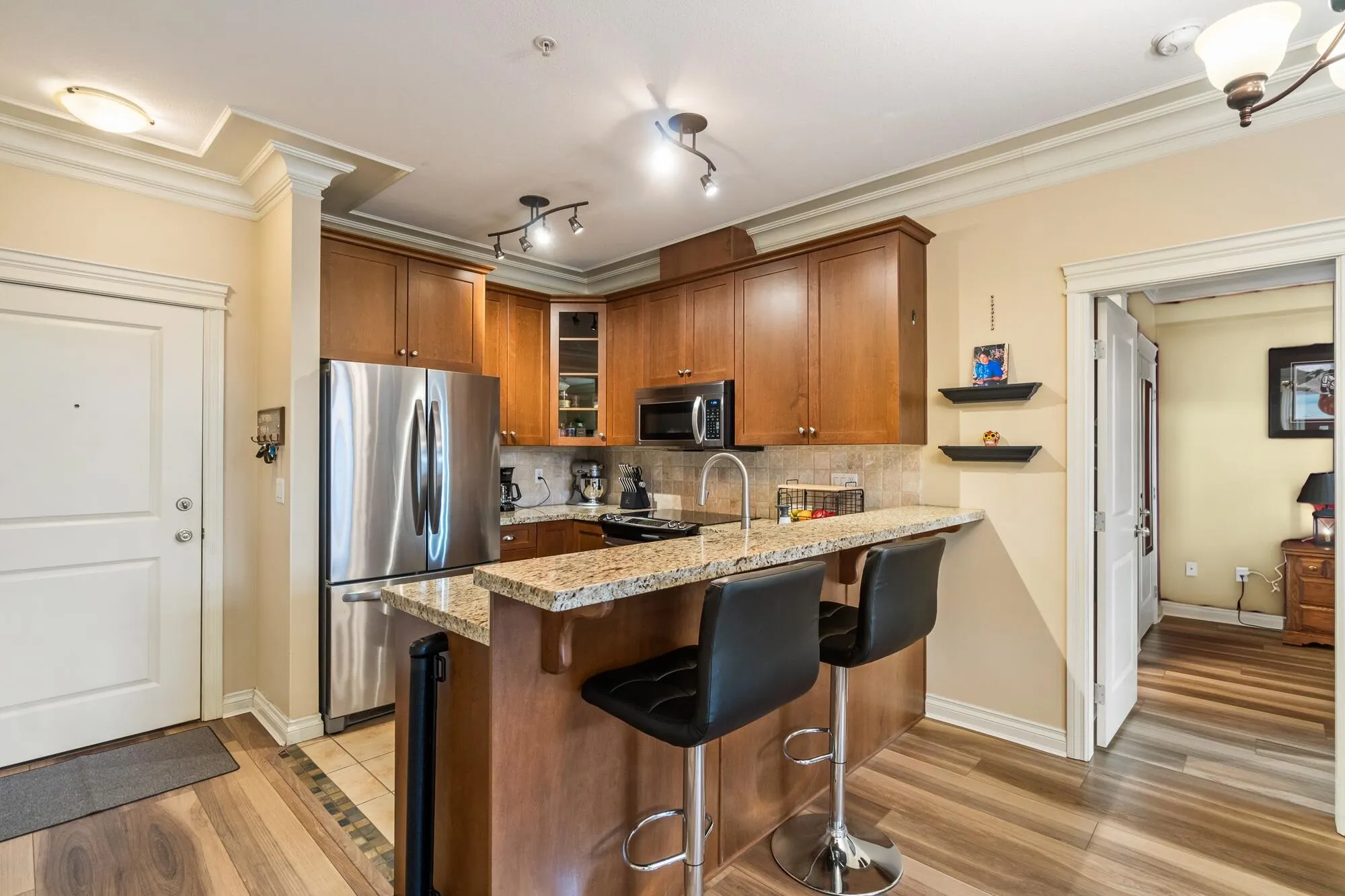 222 32729 Garibaldi Drive
