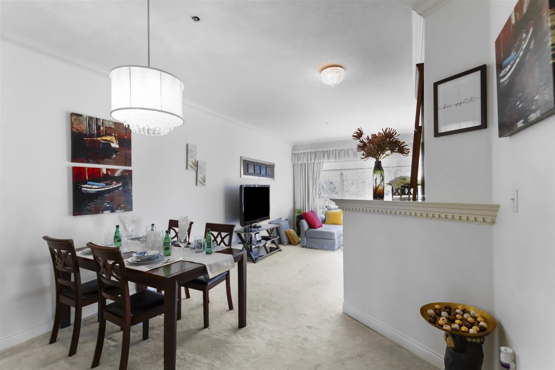 209 2995 Princess Crescent