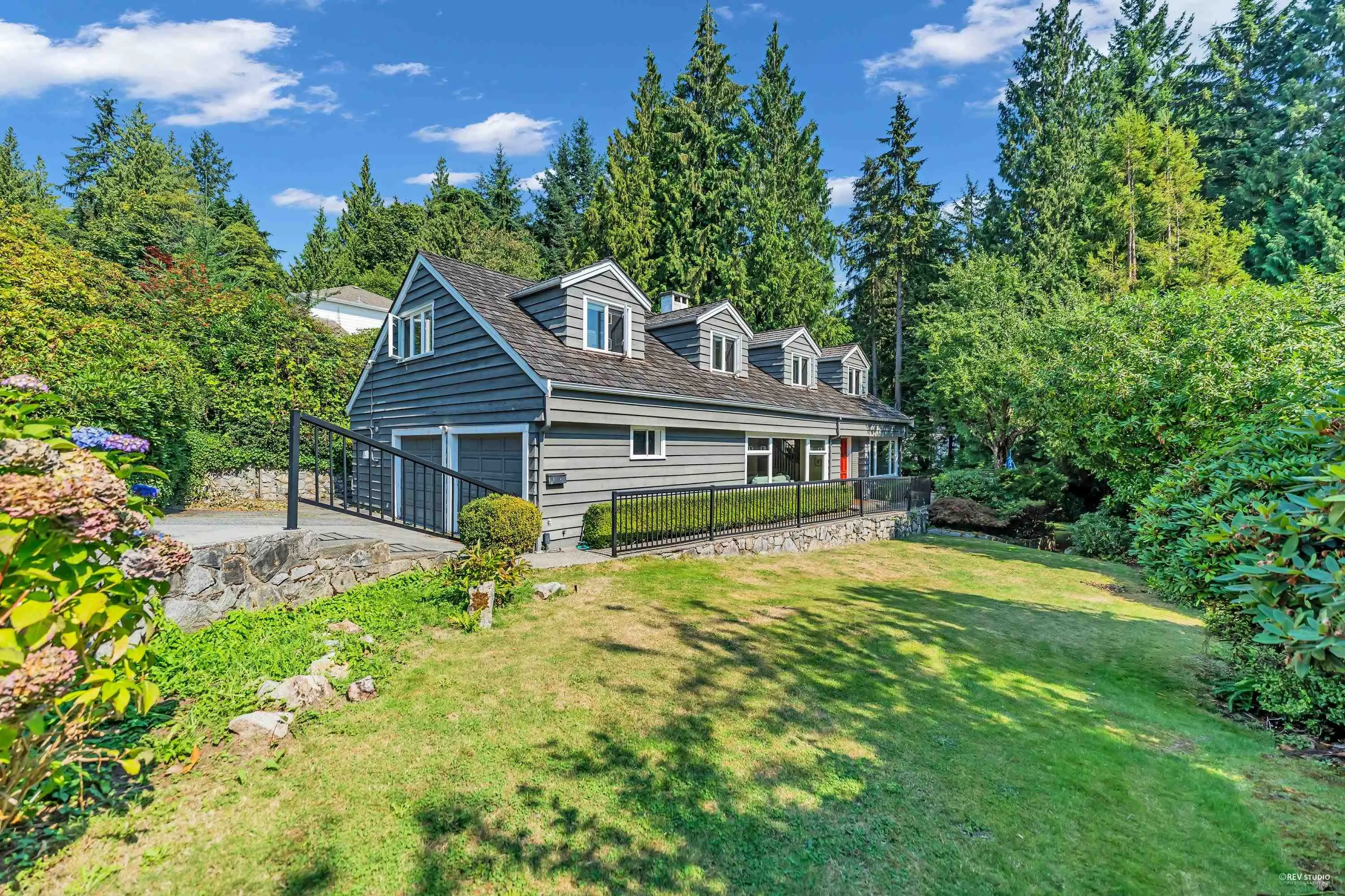 4442 Regency Place