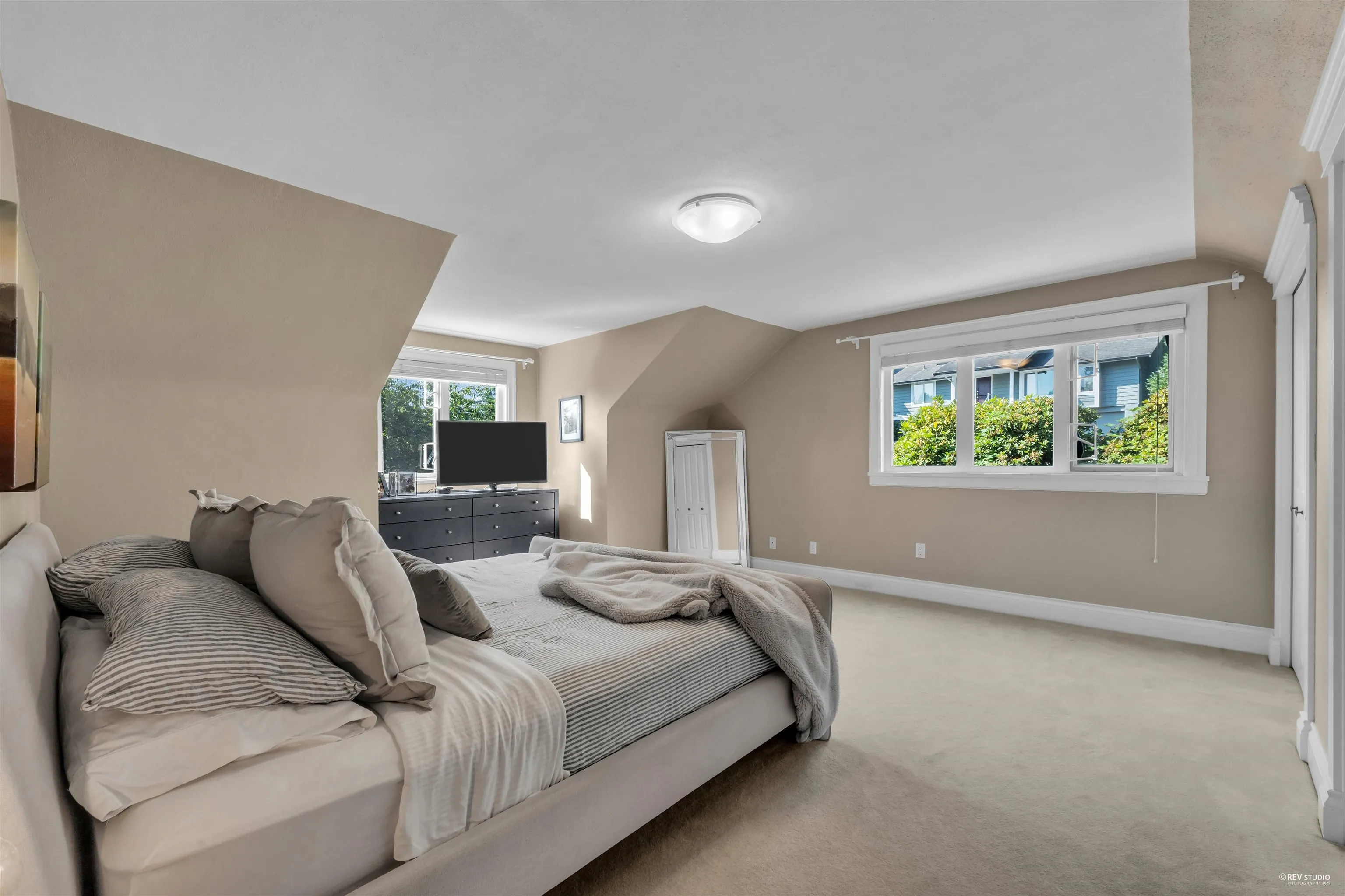 4442 Regency Place