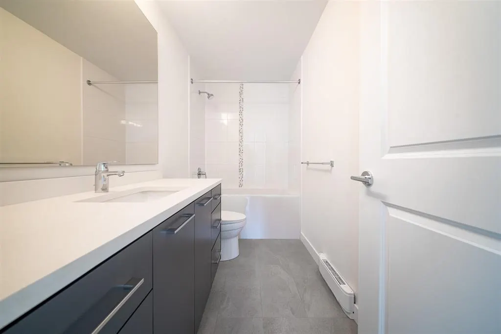 B503 20834 80 Avenue