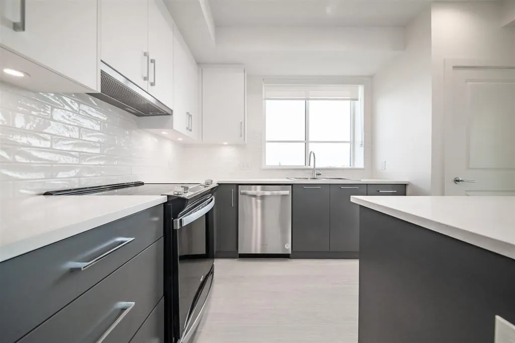 B503 20834 80 Avenue