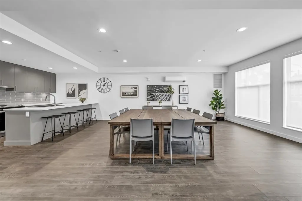 B503 20834 80 Avenue