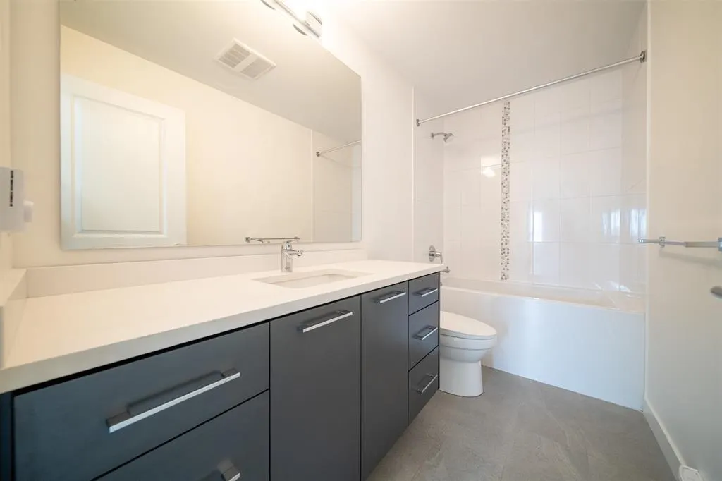 B503 20834 80 Avenue