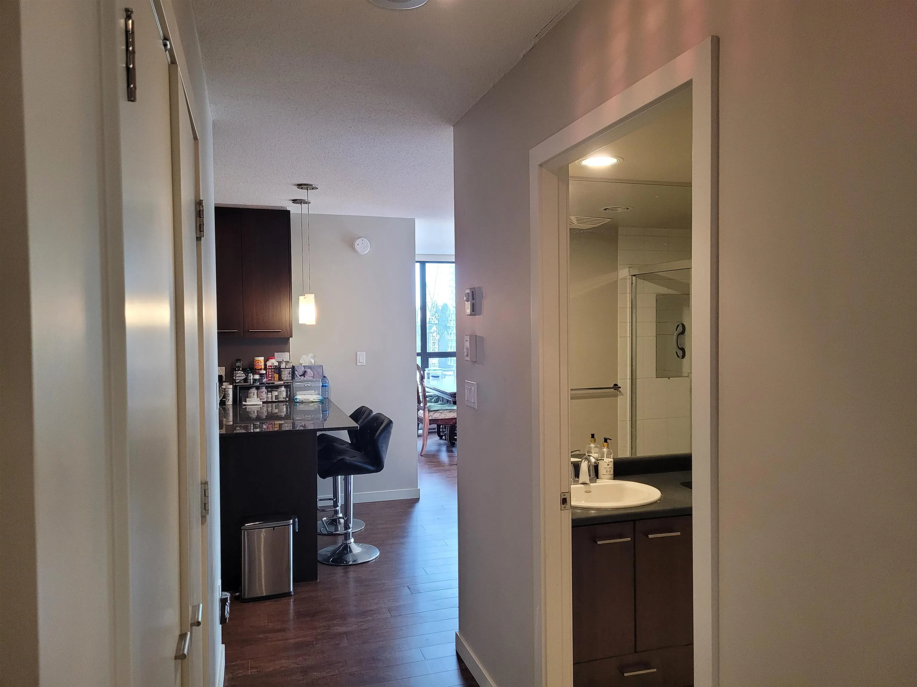 1703 2979 Glen Drive