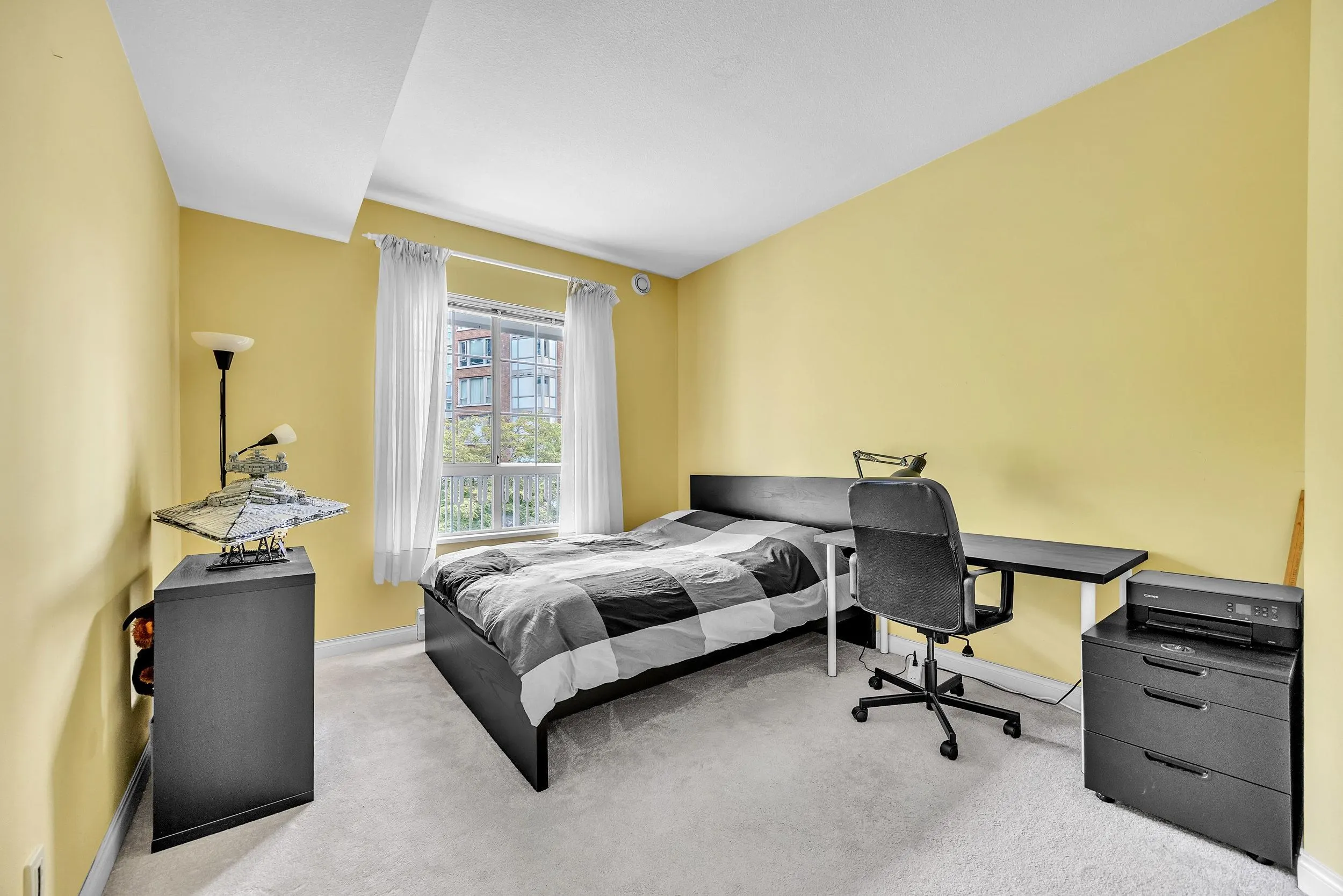 422 5835 Hampton Place