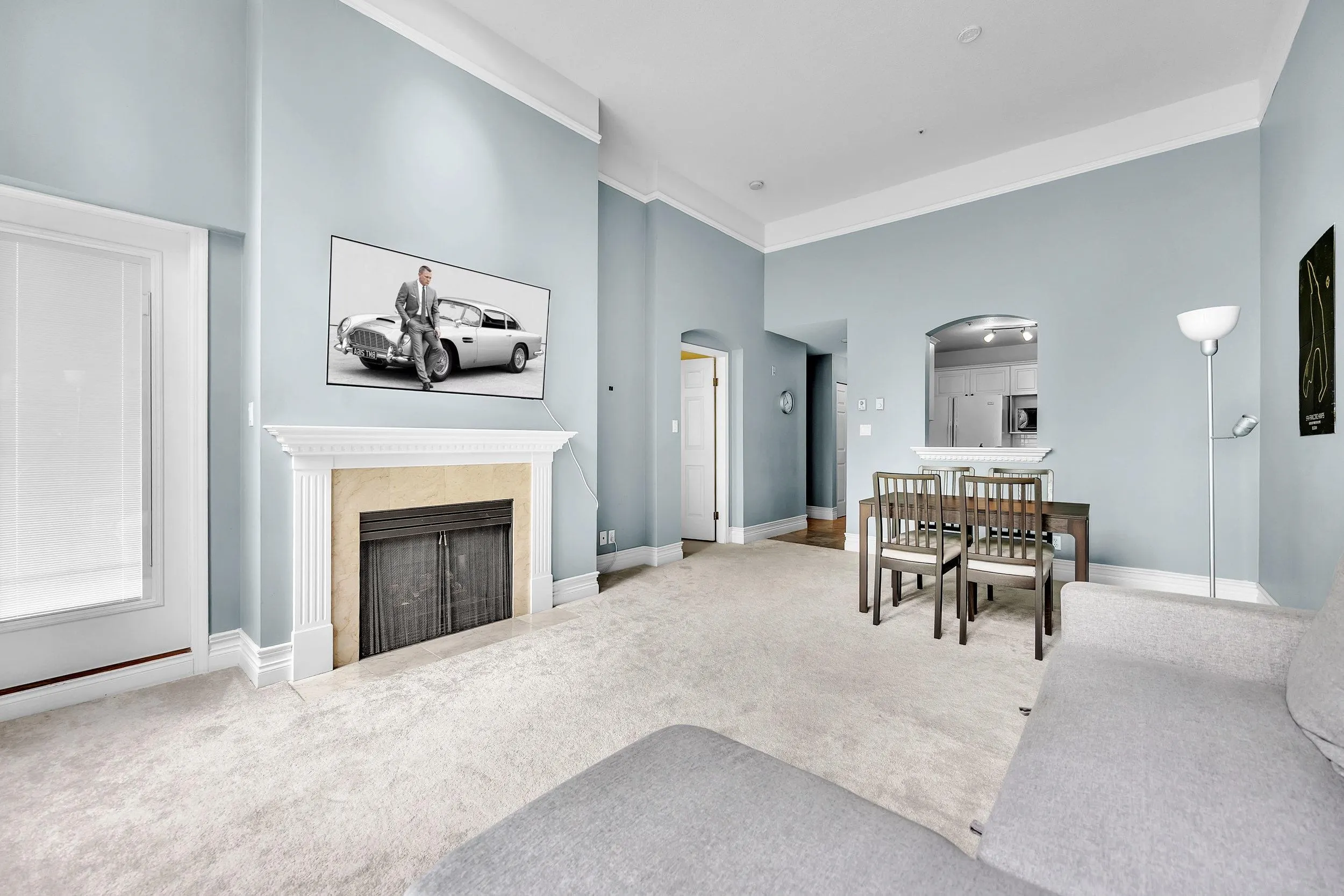 422 5835 Hampton Place