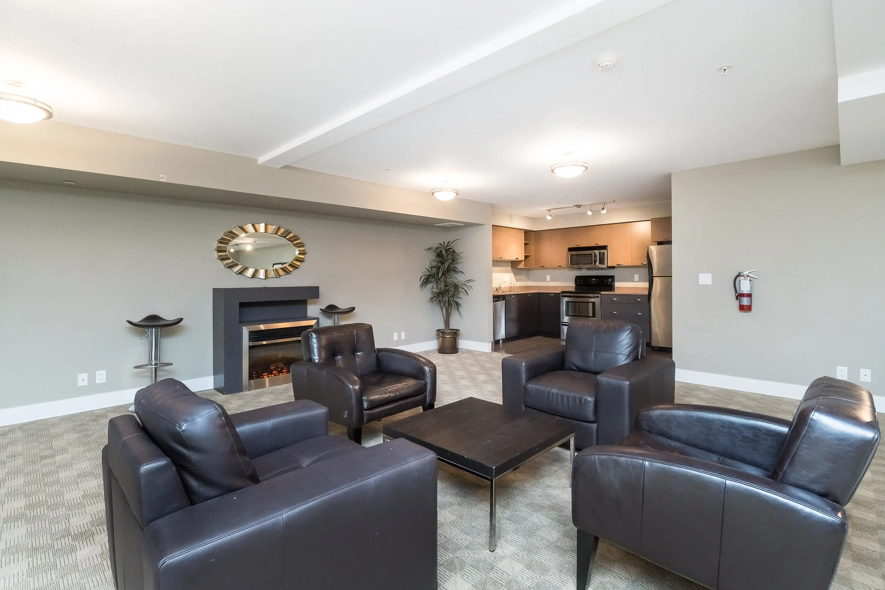 316 2233 Mckenzie Road