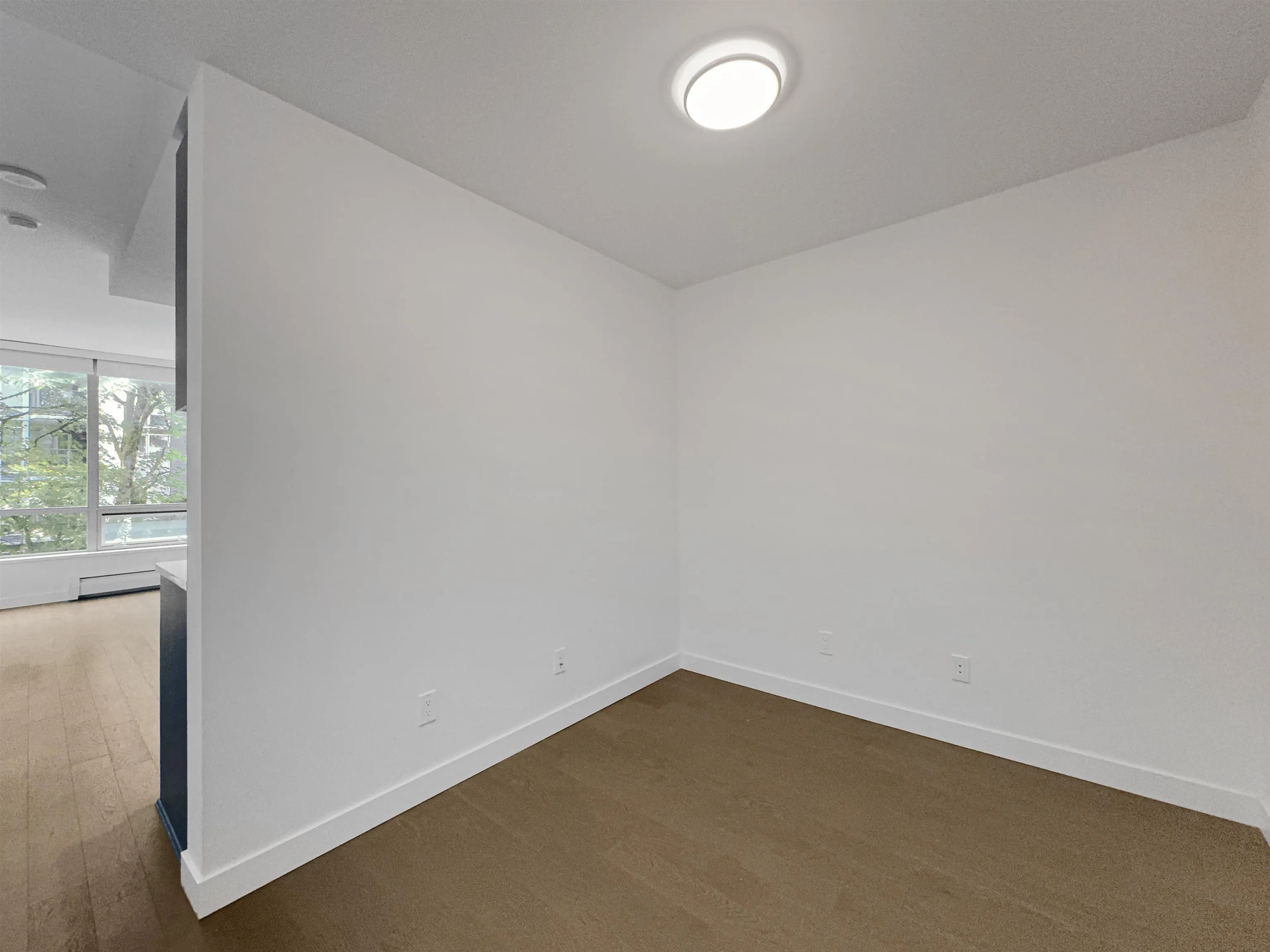 5xx 9060 University Crescent