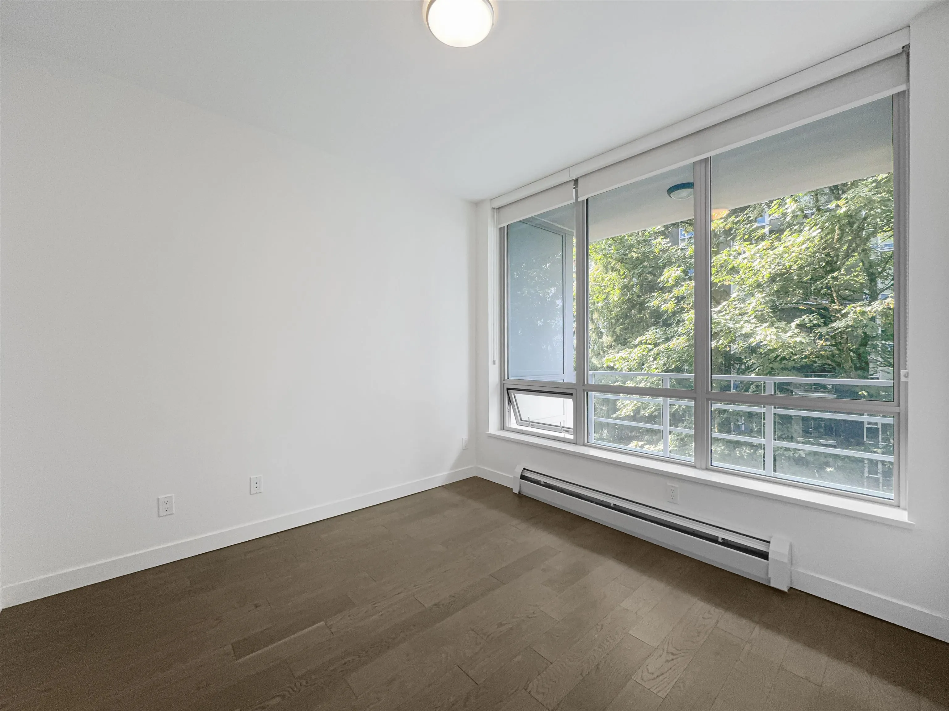5xx 9060 University Crescent