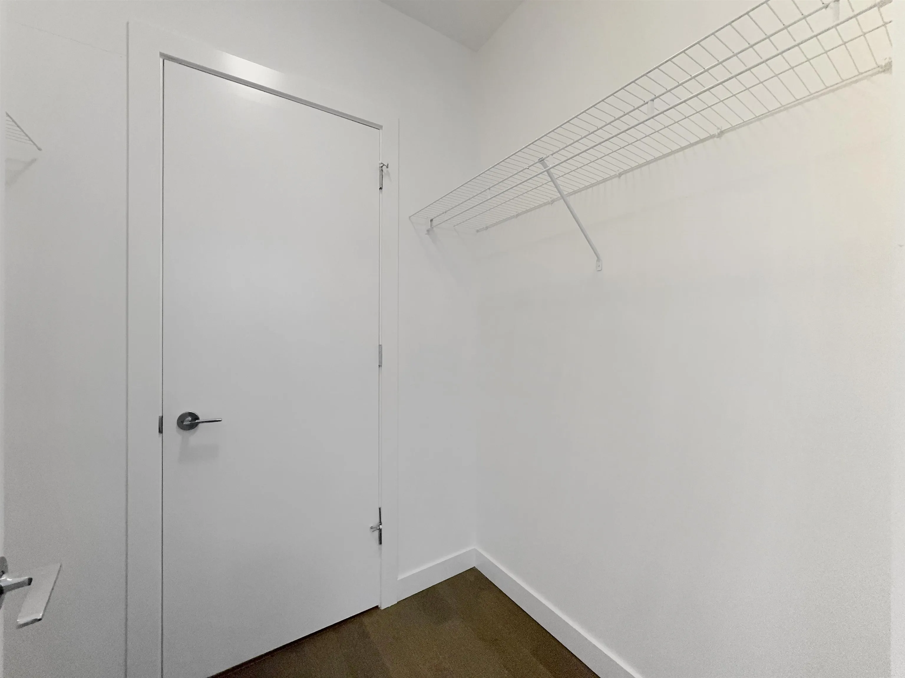 5xx 9060 University Crescent