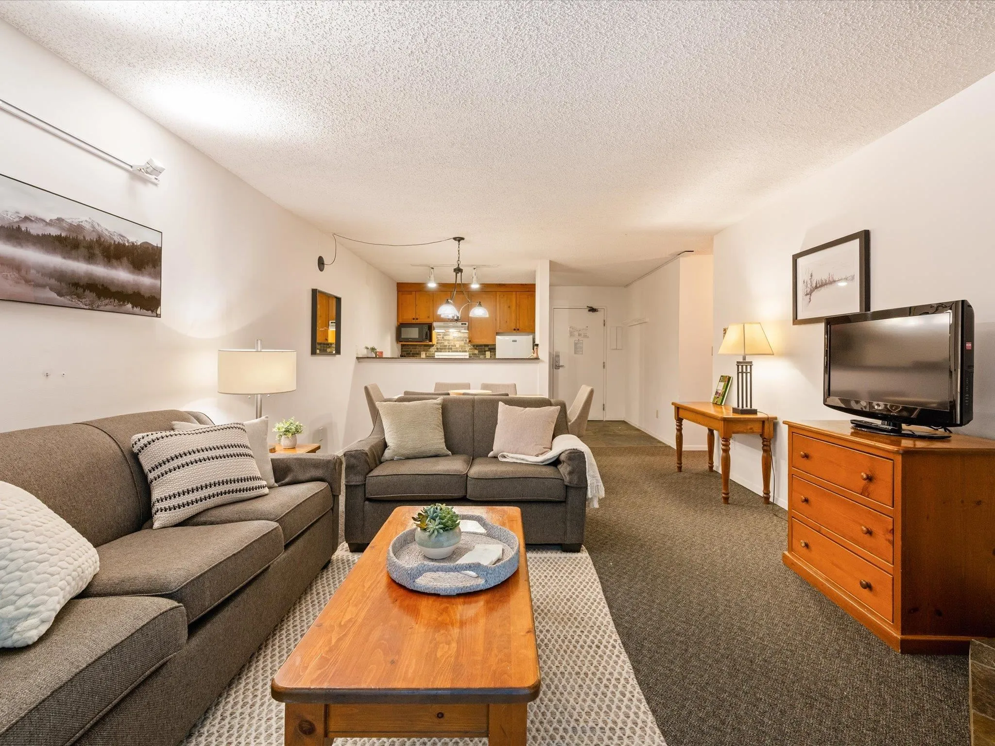 413 4200 Whistler Way