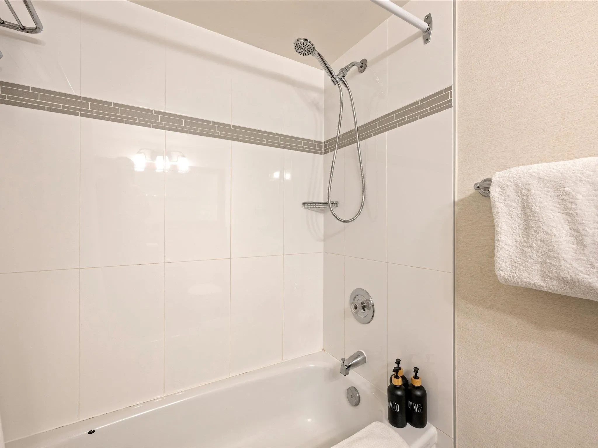 413 4200 Whistler Way