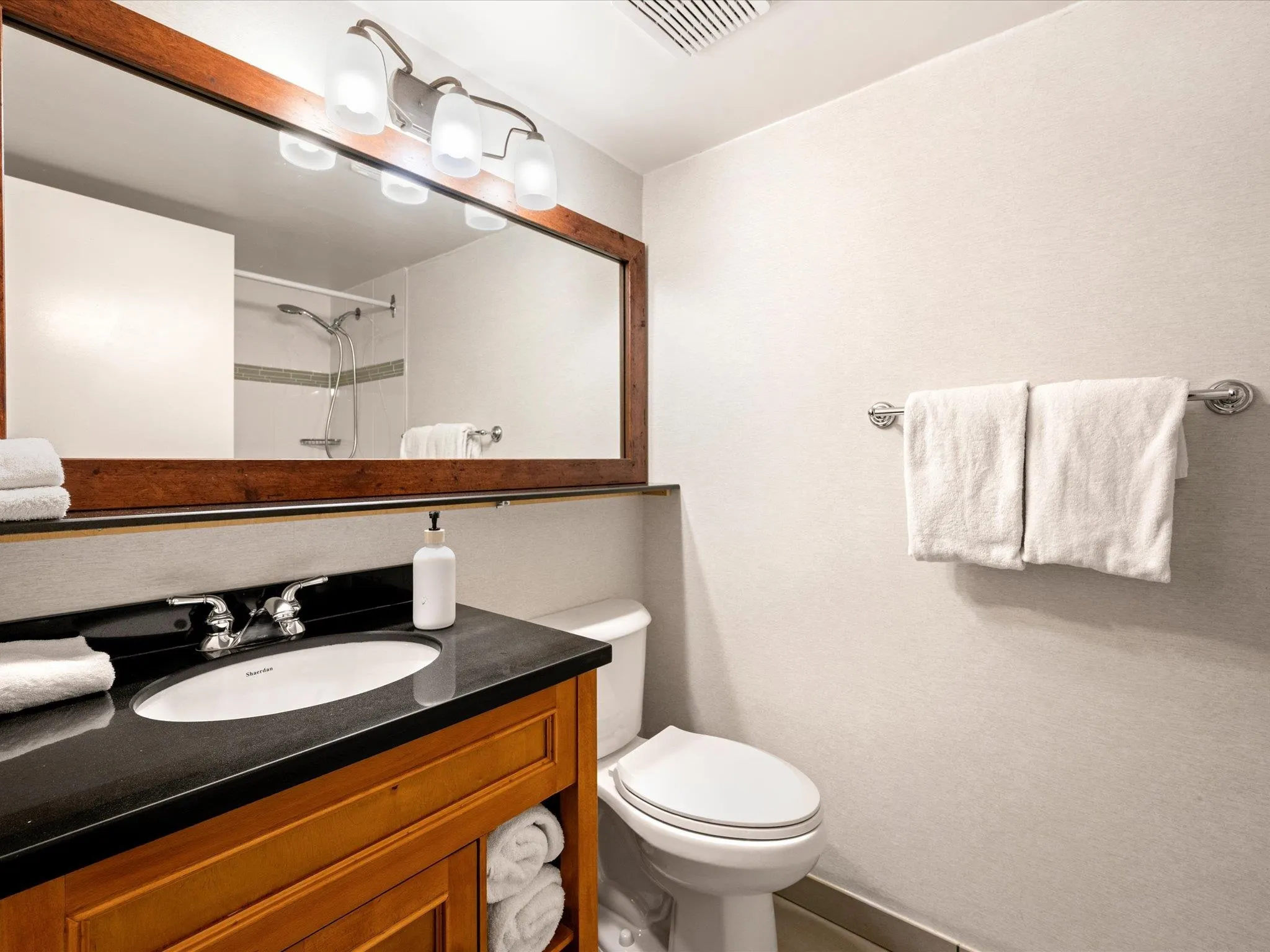 413 4200 Whistler Way