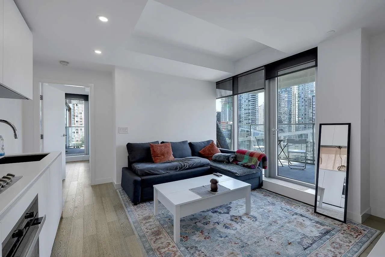 1501 1480 Howe Street