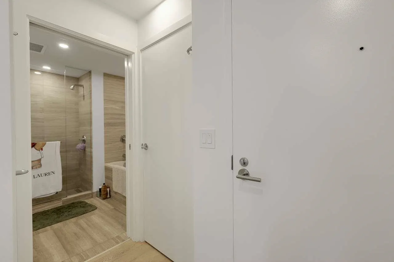 1501 1480 Howe Street