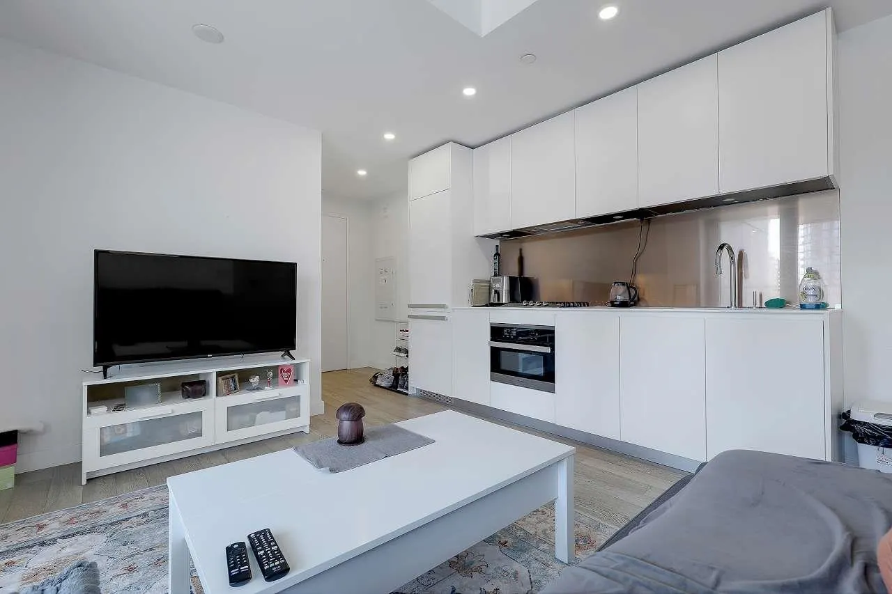 1501 1480 Howe Street