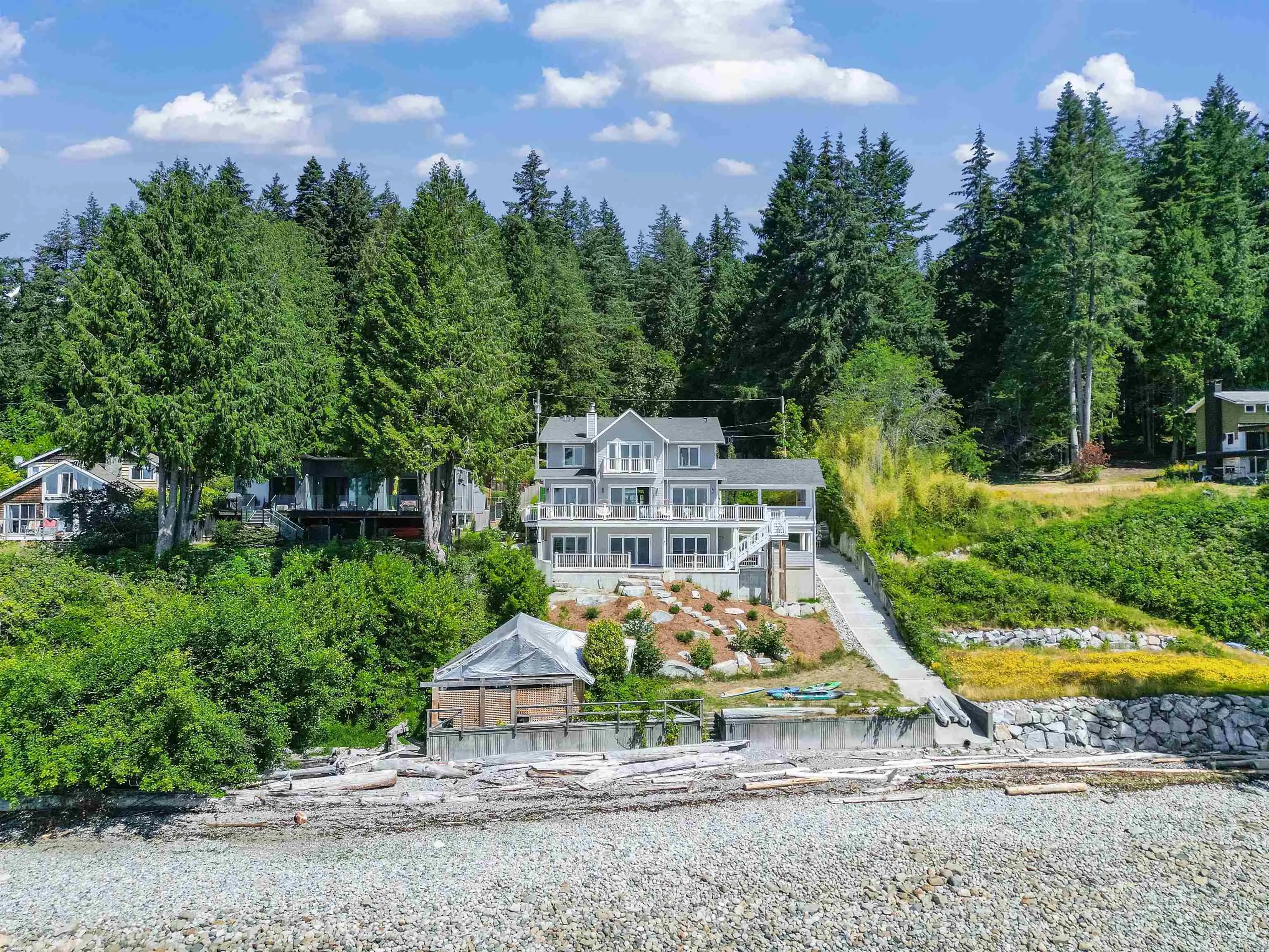 2585 Lower Road