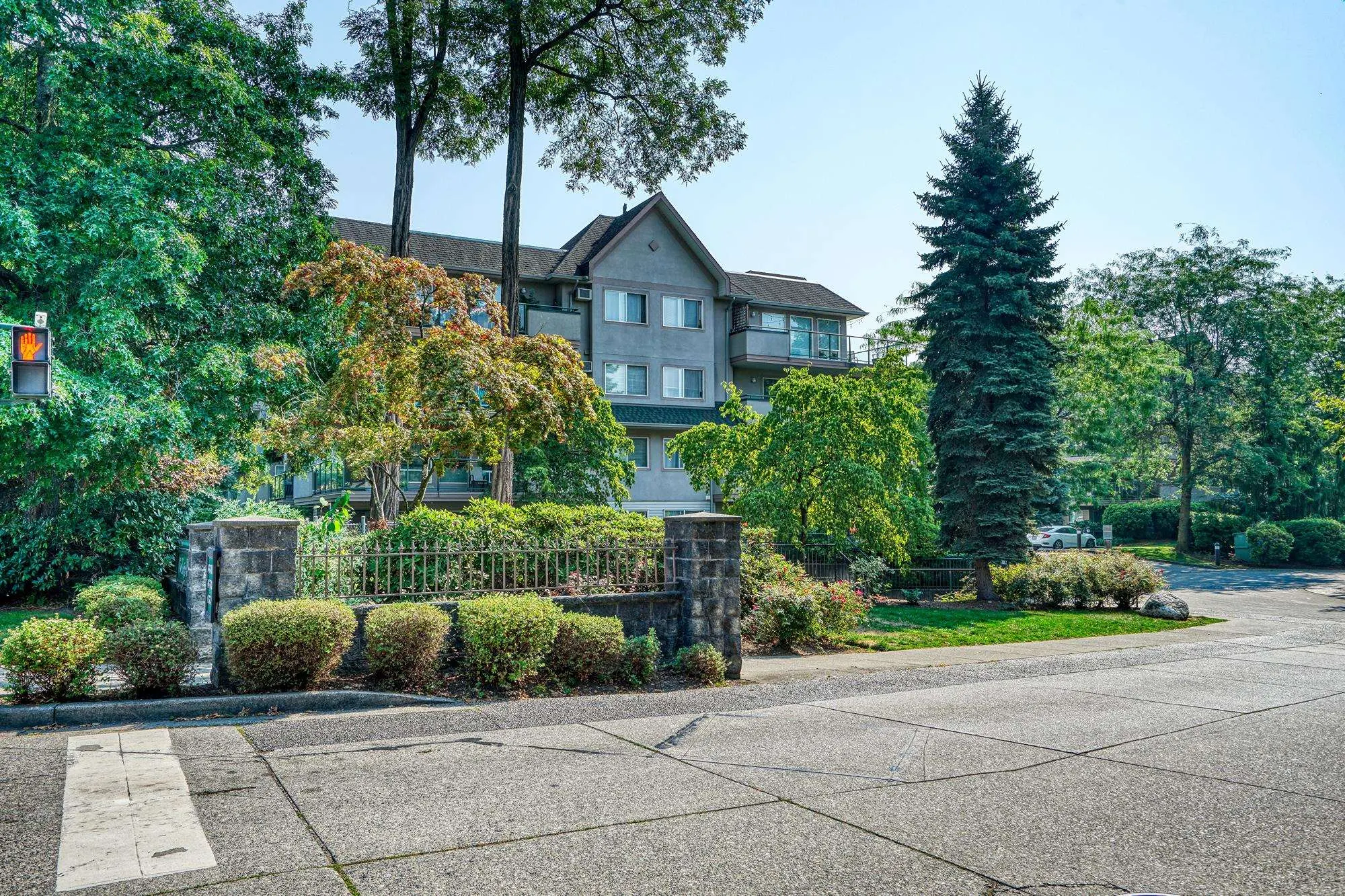 414 33738 King Road