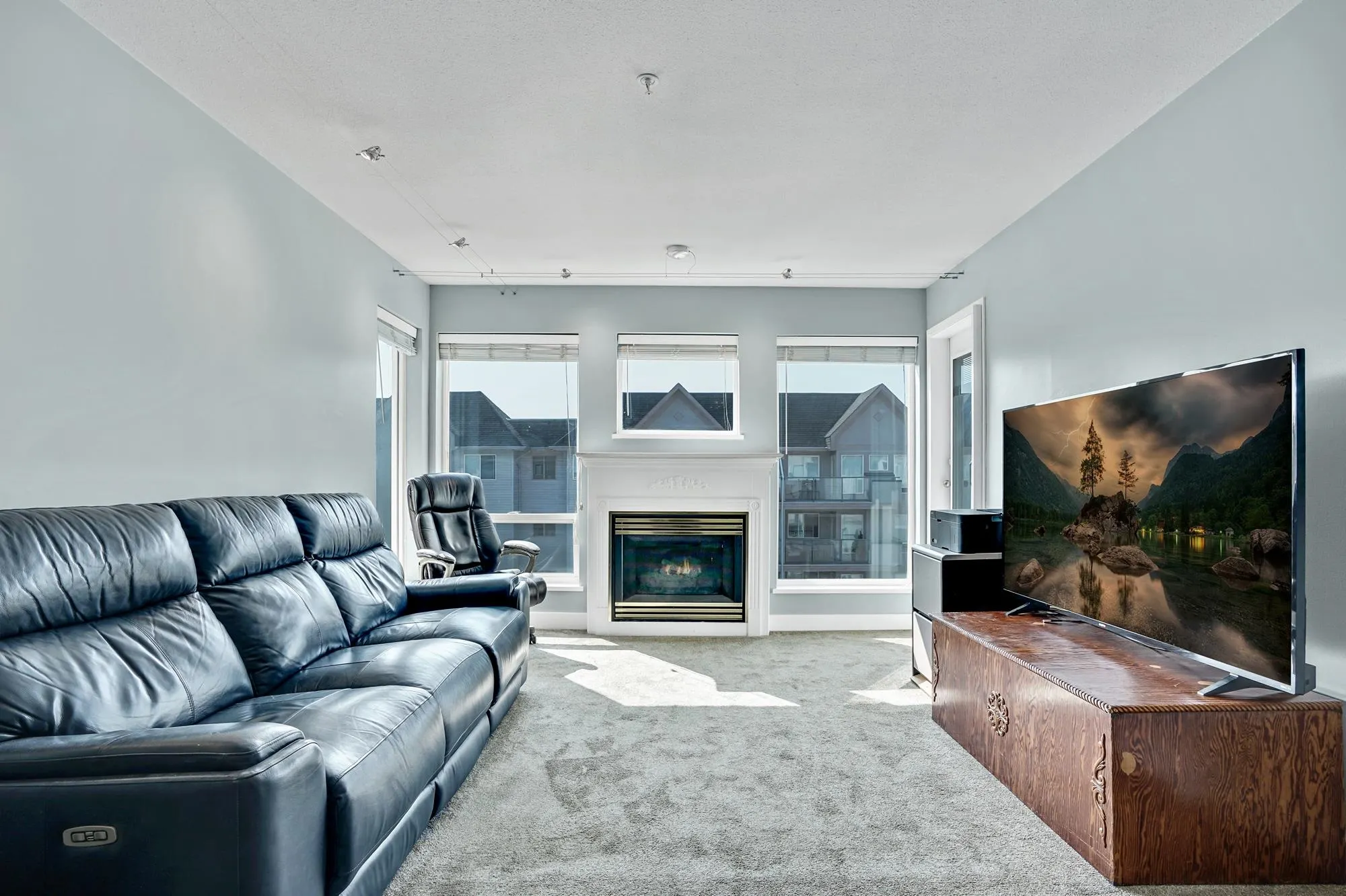 414 33738 King Road