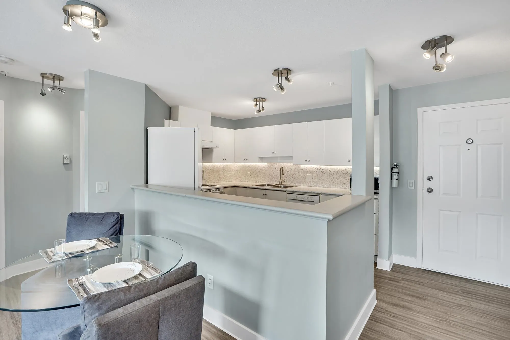 414 33738 King Road