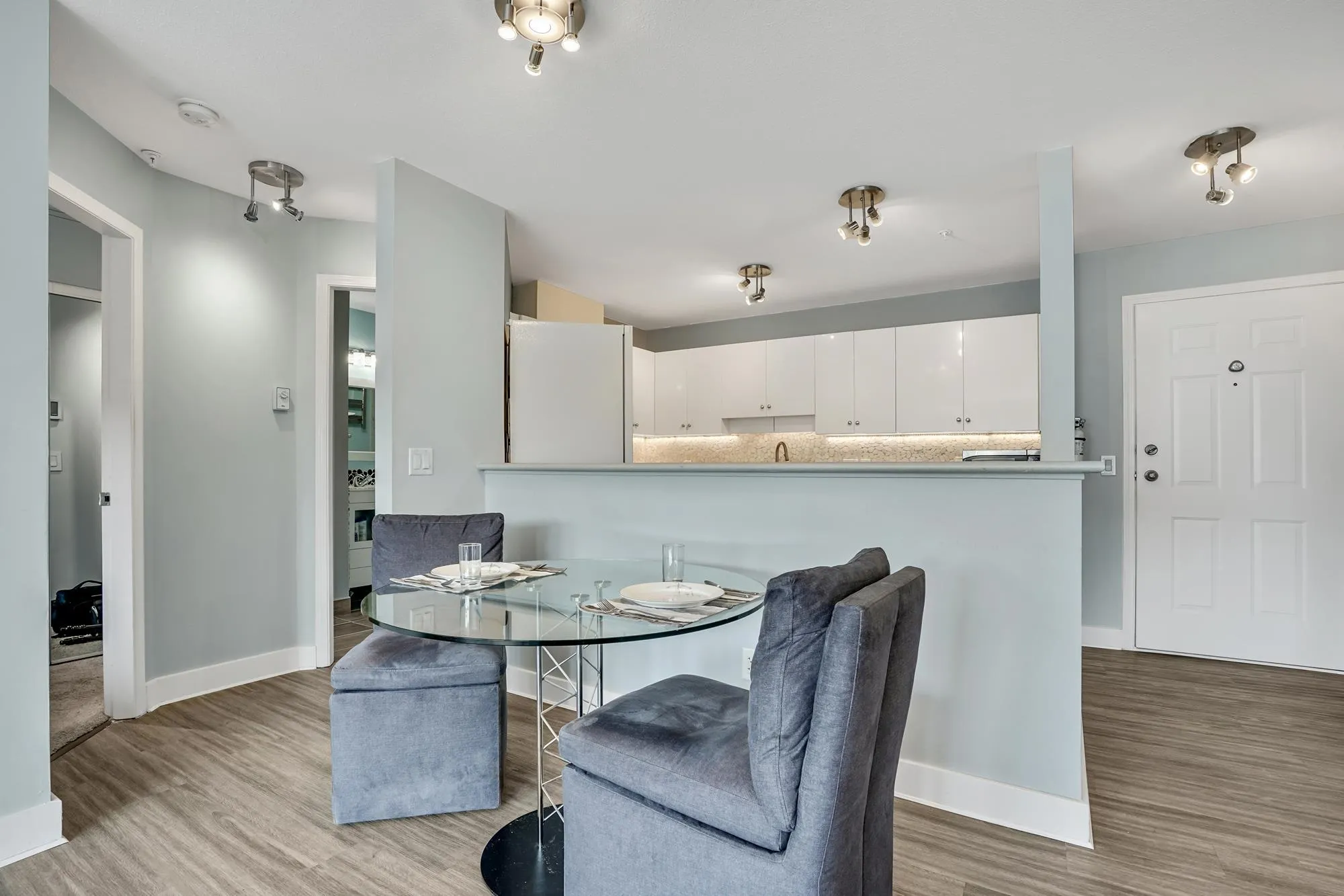 414 33738 King Road