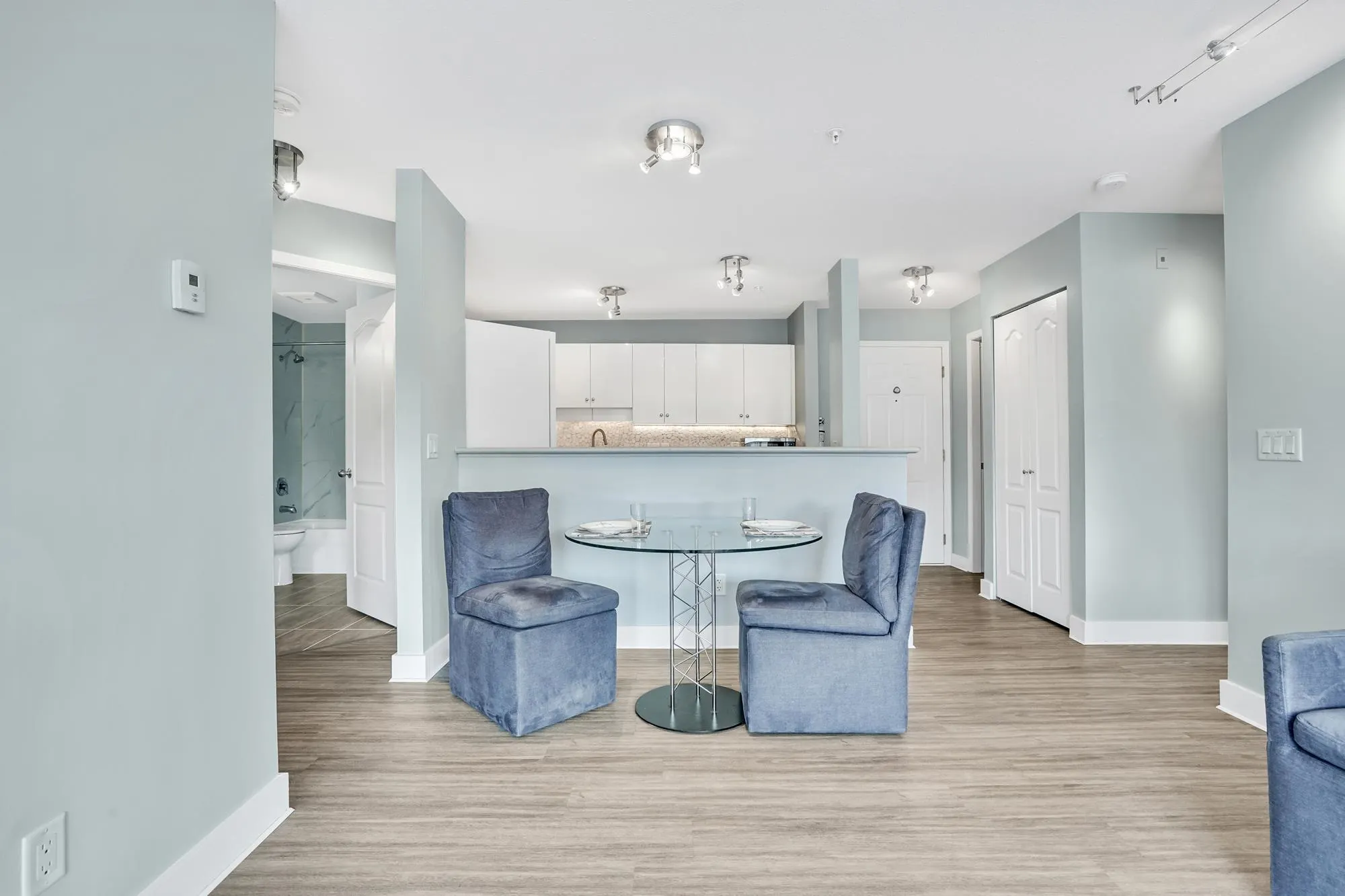 414 33738 King Road