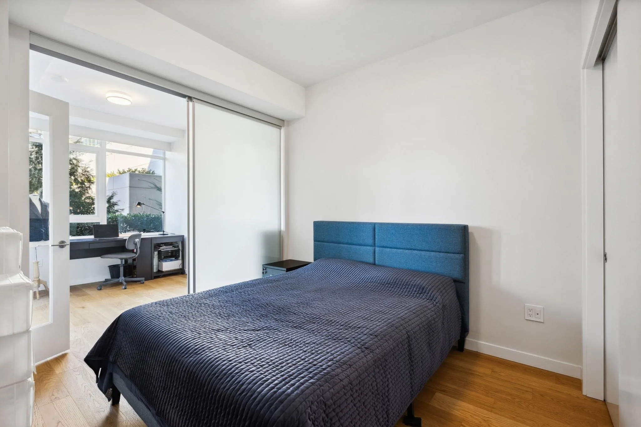 204 788 Arthur Erickson Place