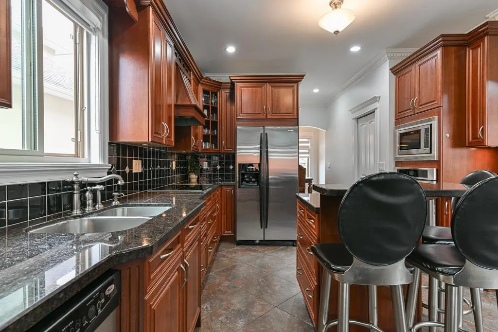 31496 Cougar Court