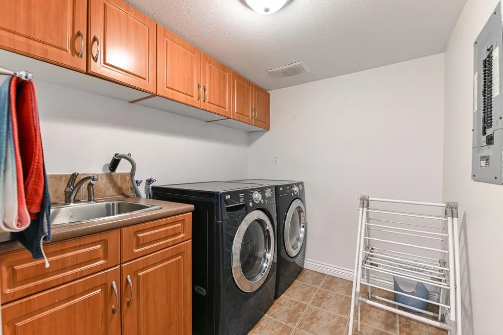 31496 Cougar Court