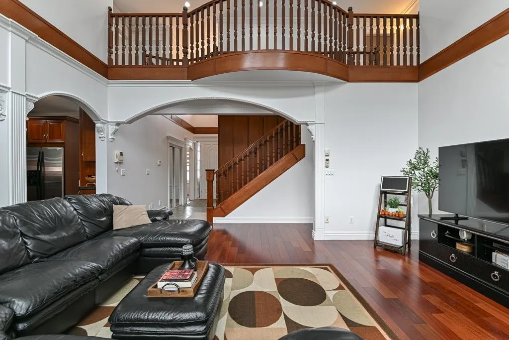 31496 Cougar Court