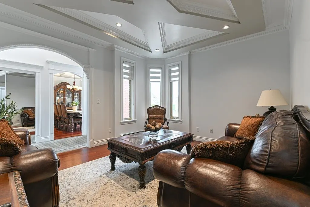31496 Cougar Court
