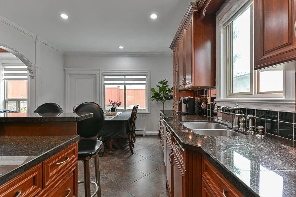 31496 Cougar Court