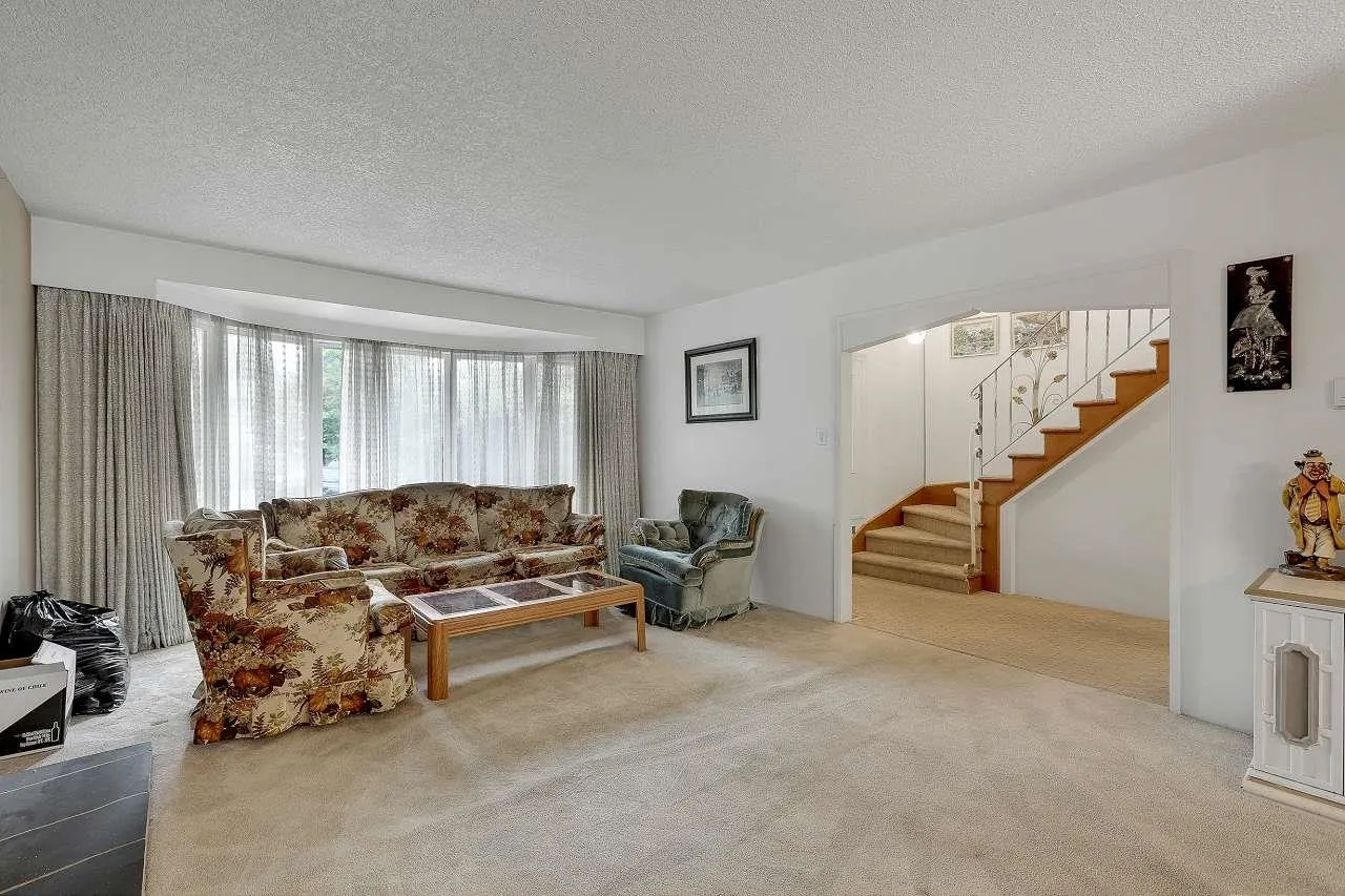 15115 Eagle Place
