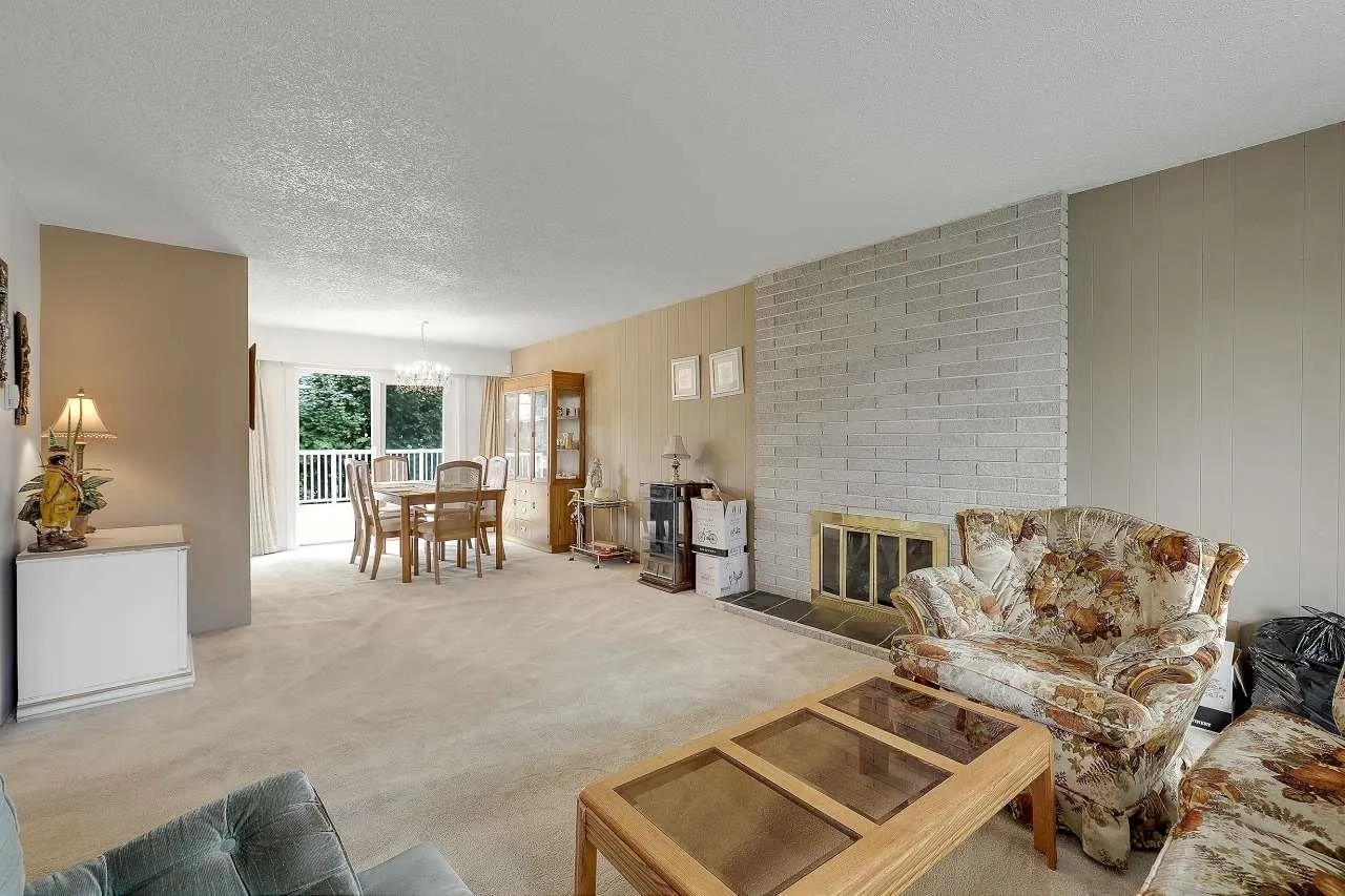 15115 Eagle Place