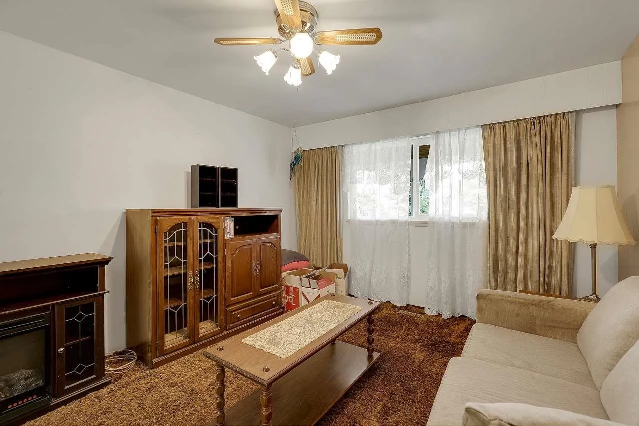 15115 Eagle Place