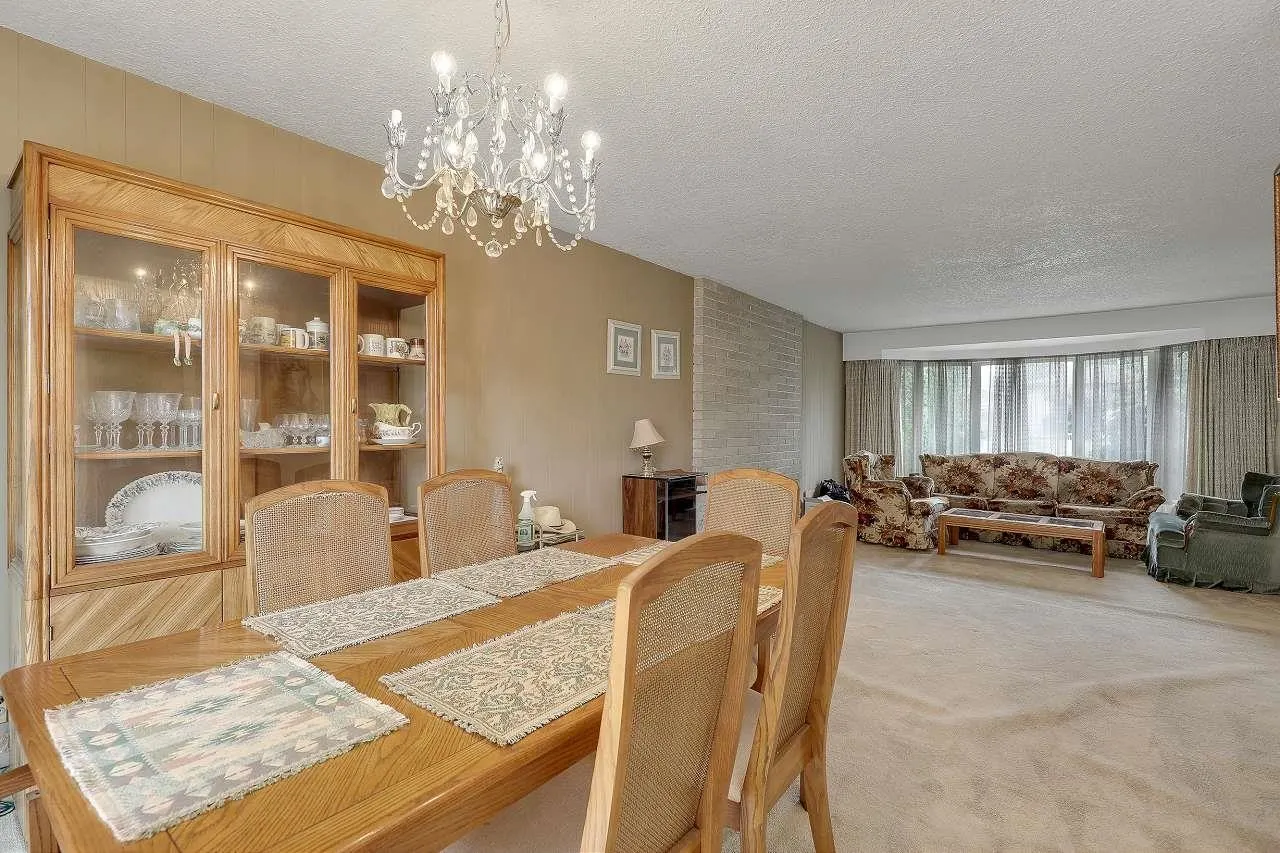 15115 Eagle Place