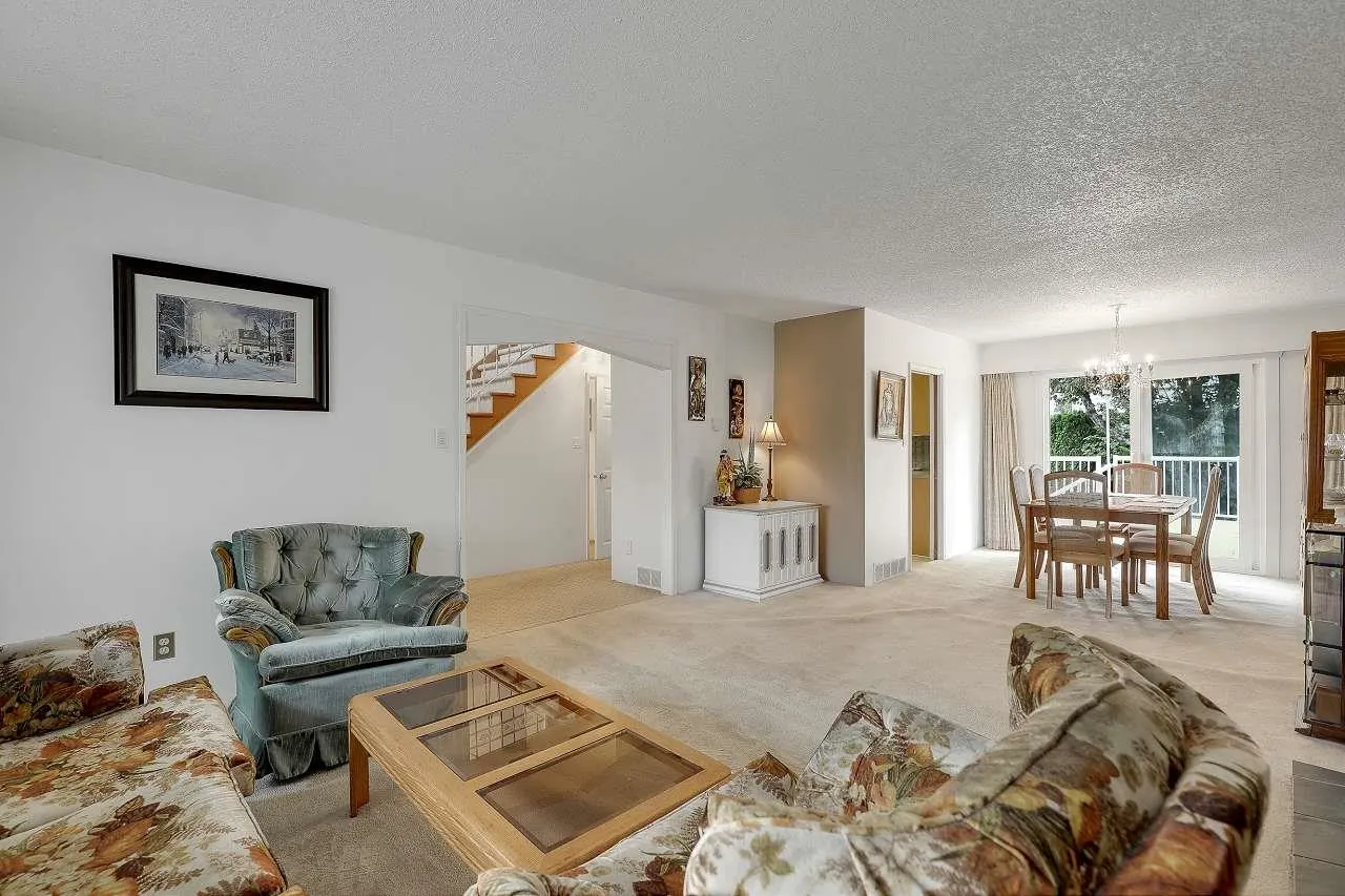15115 Eagle Place