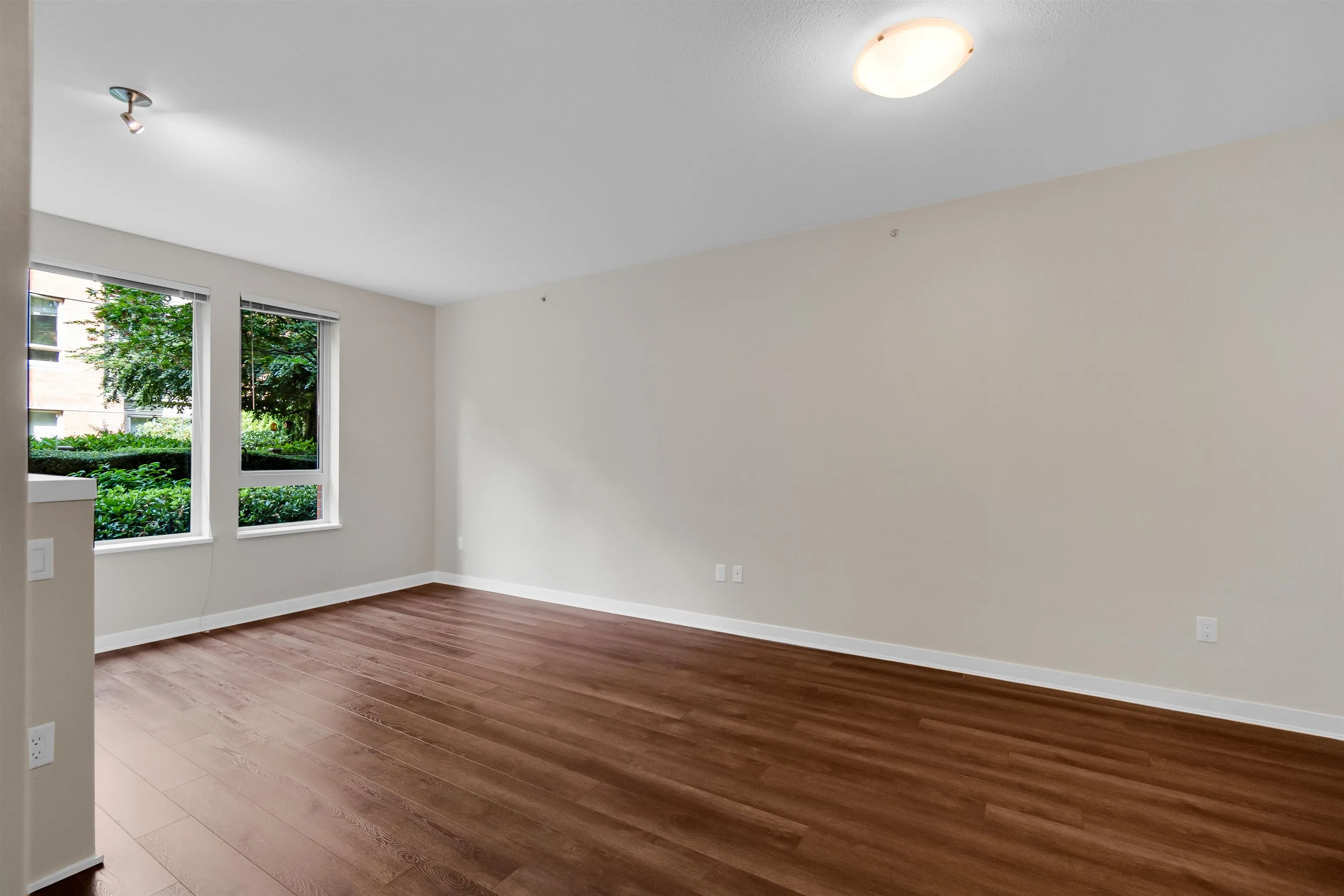 G10 119 W 22nd Street